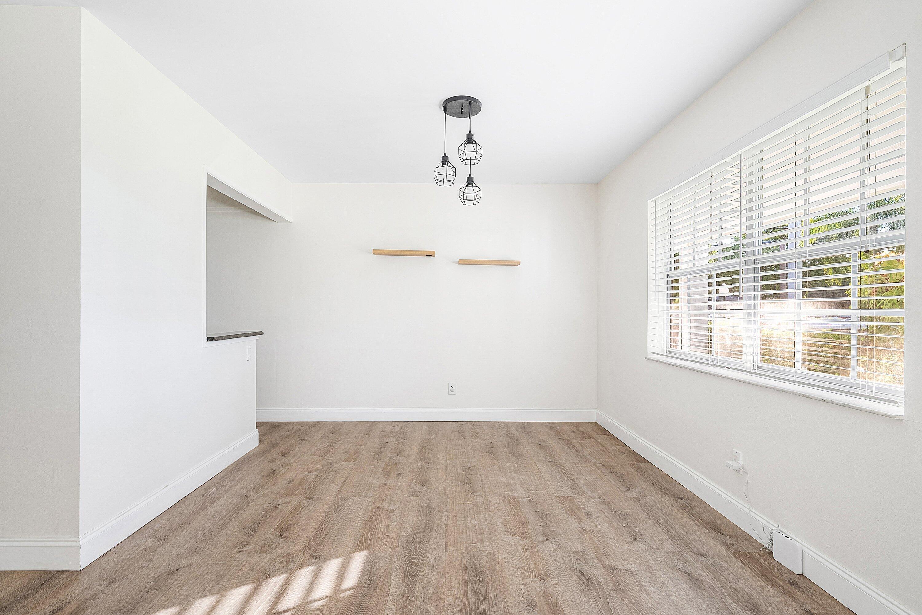 2455 NE 51st Street E102