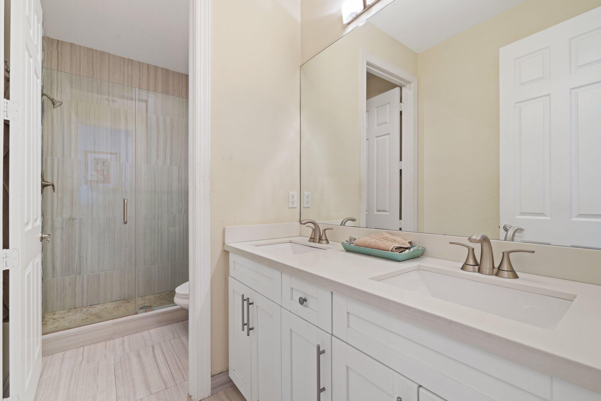 8715 Cobblestone Point Circle