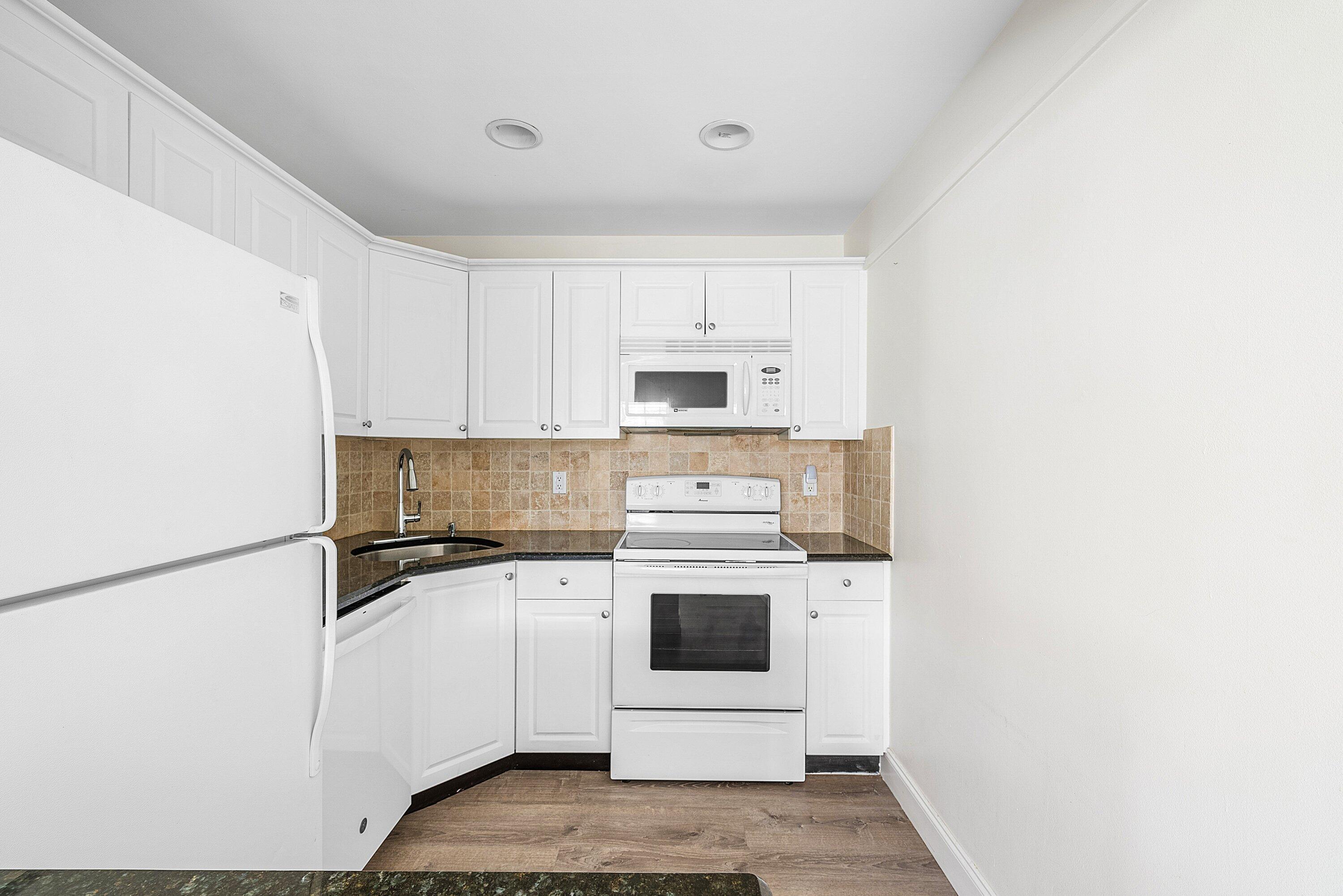 2455 NE 51st Street E102