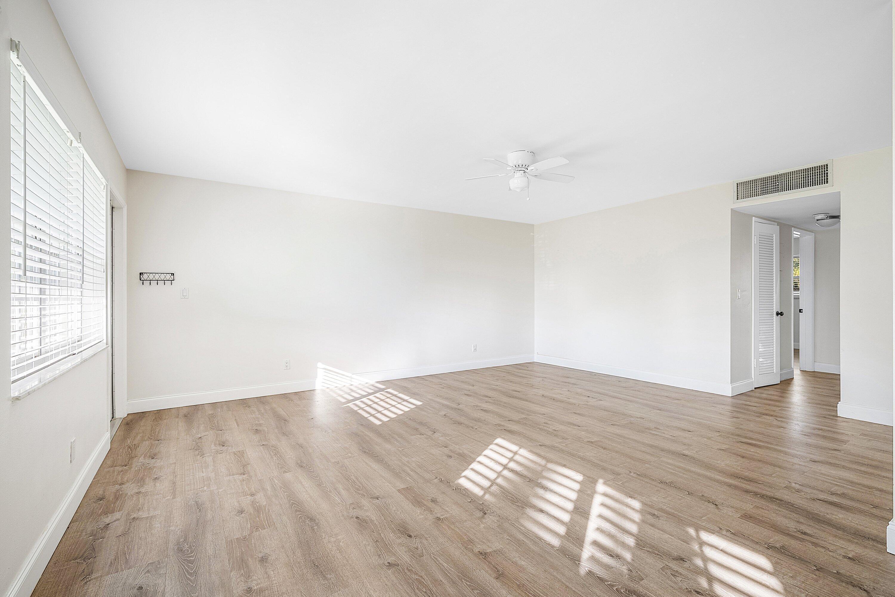 2455 NE 51st Street E102