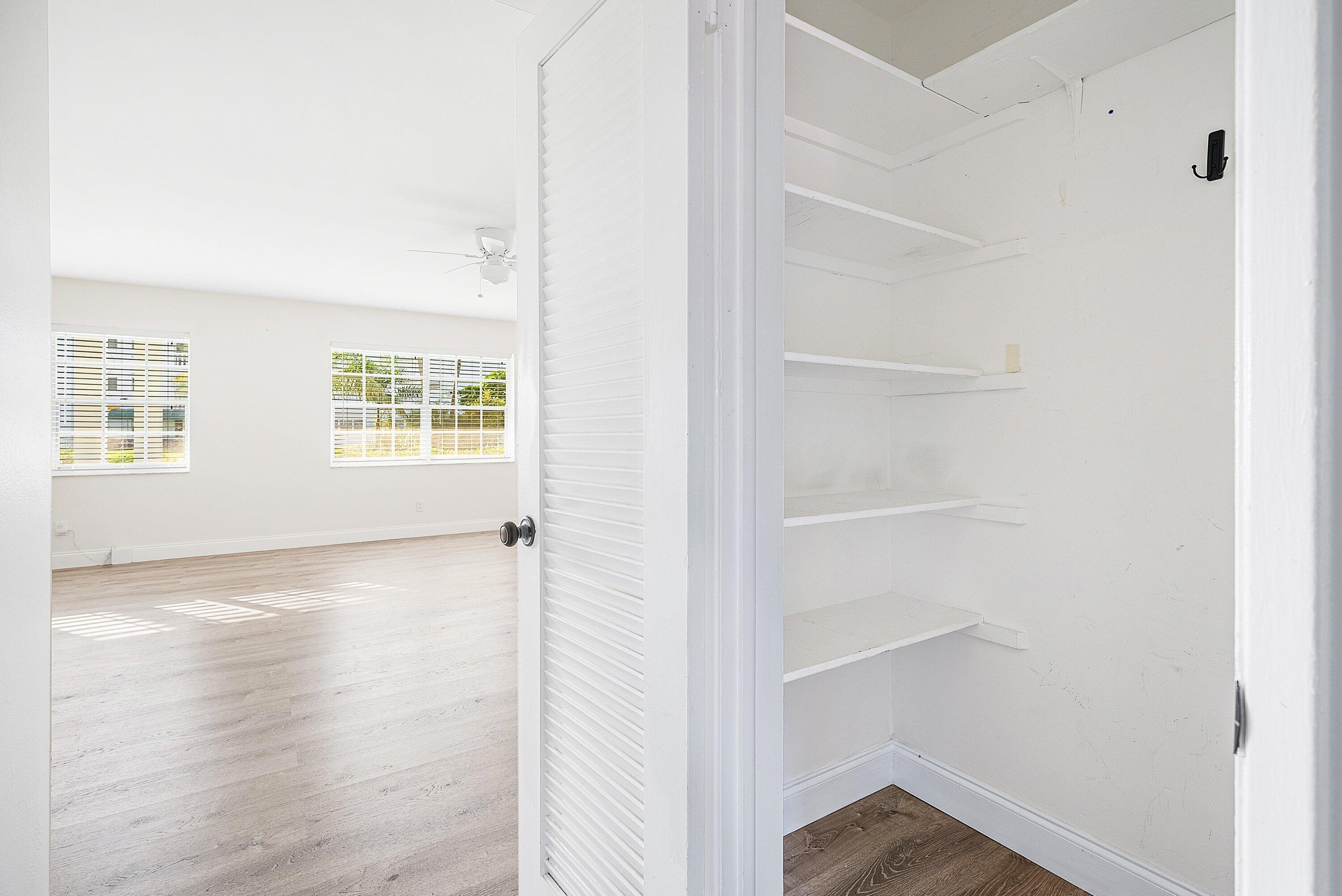 2455 NE 51st Street E102