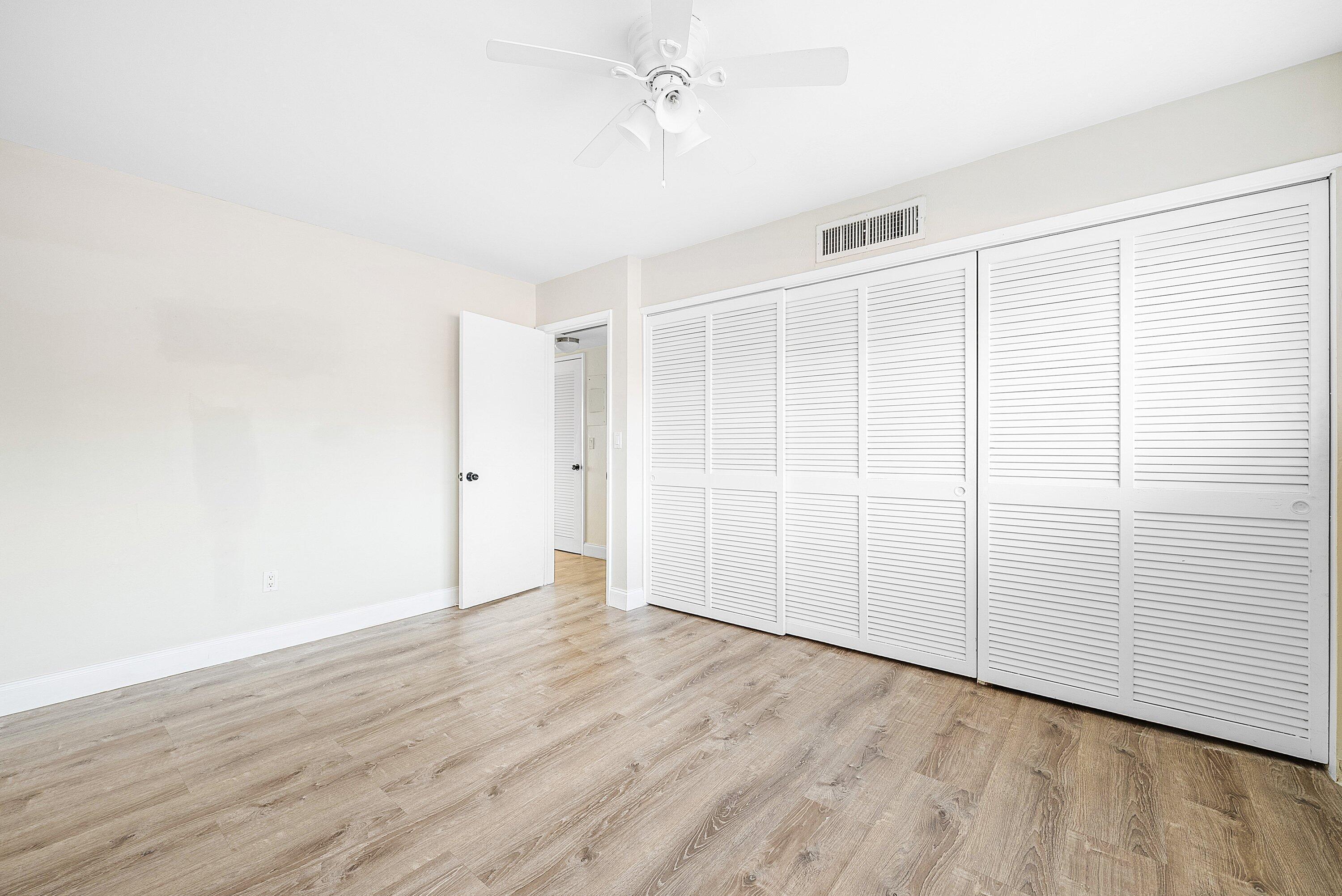 2455 NE 51st Street E102