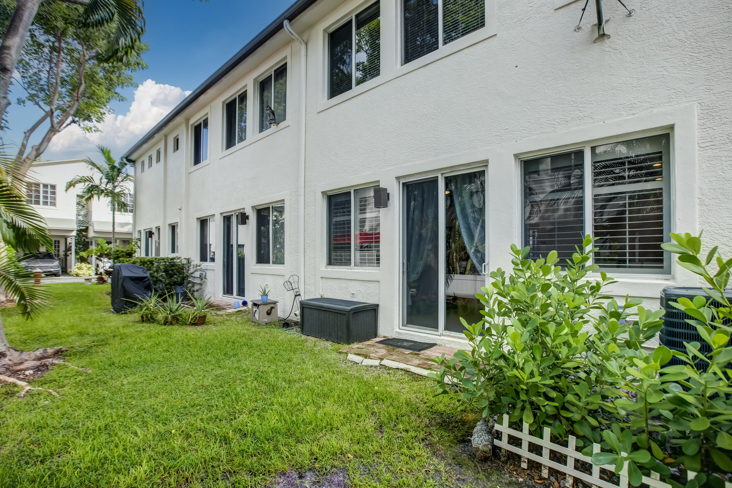 131 S East 7th Way 131