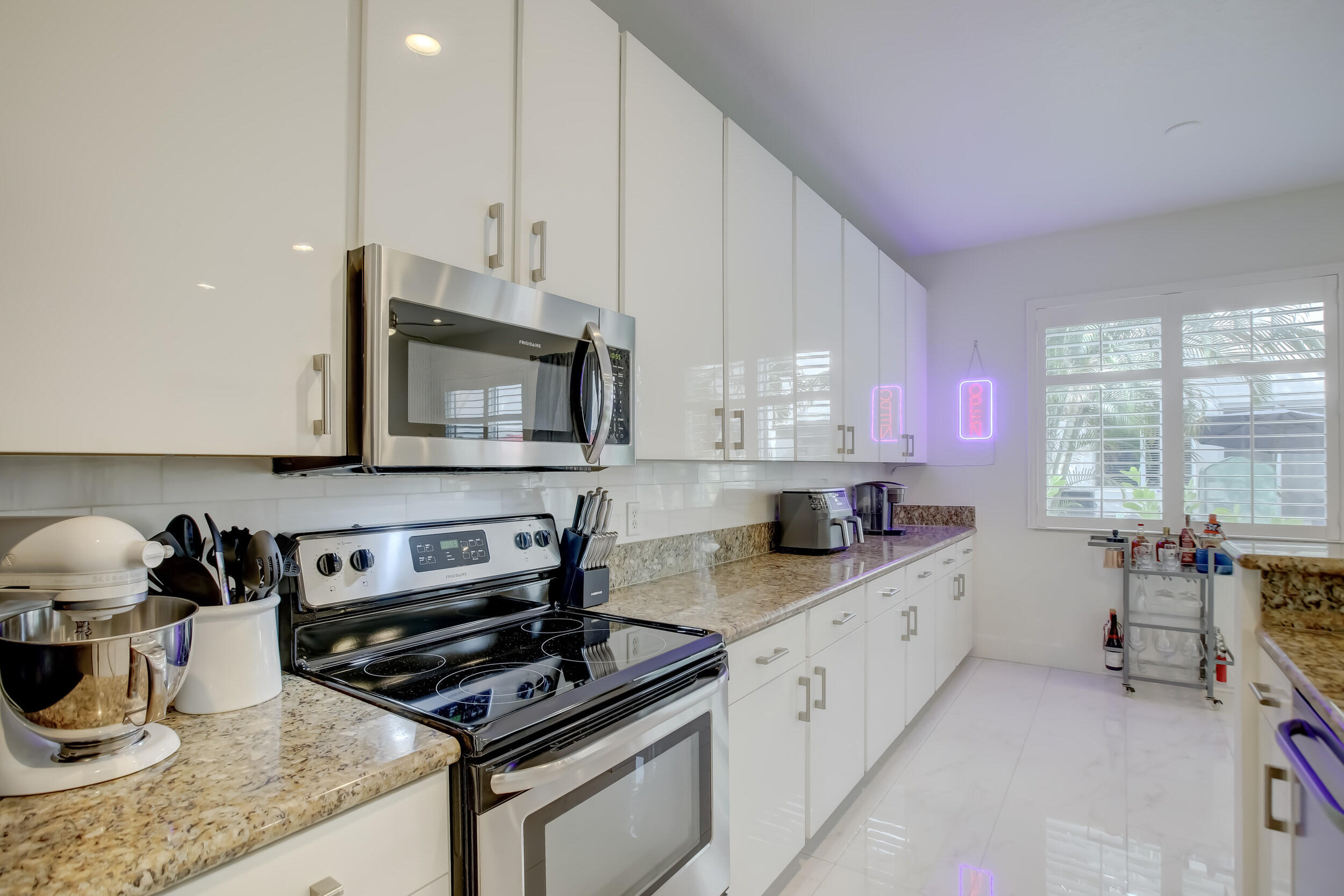 131 S East 7th Way 131
