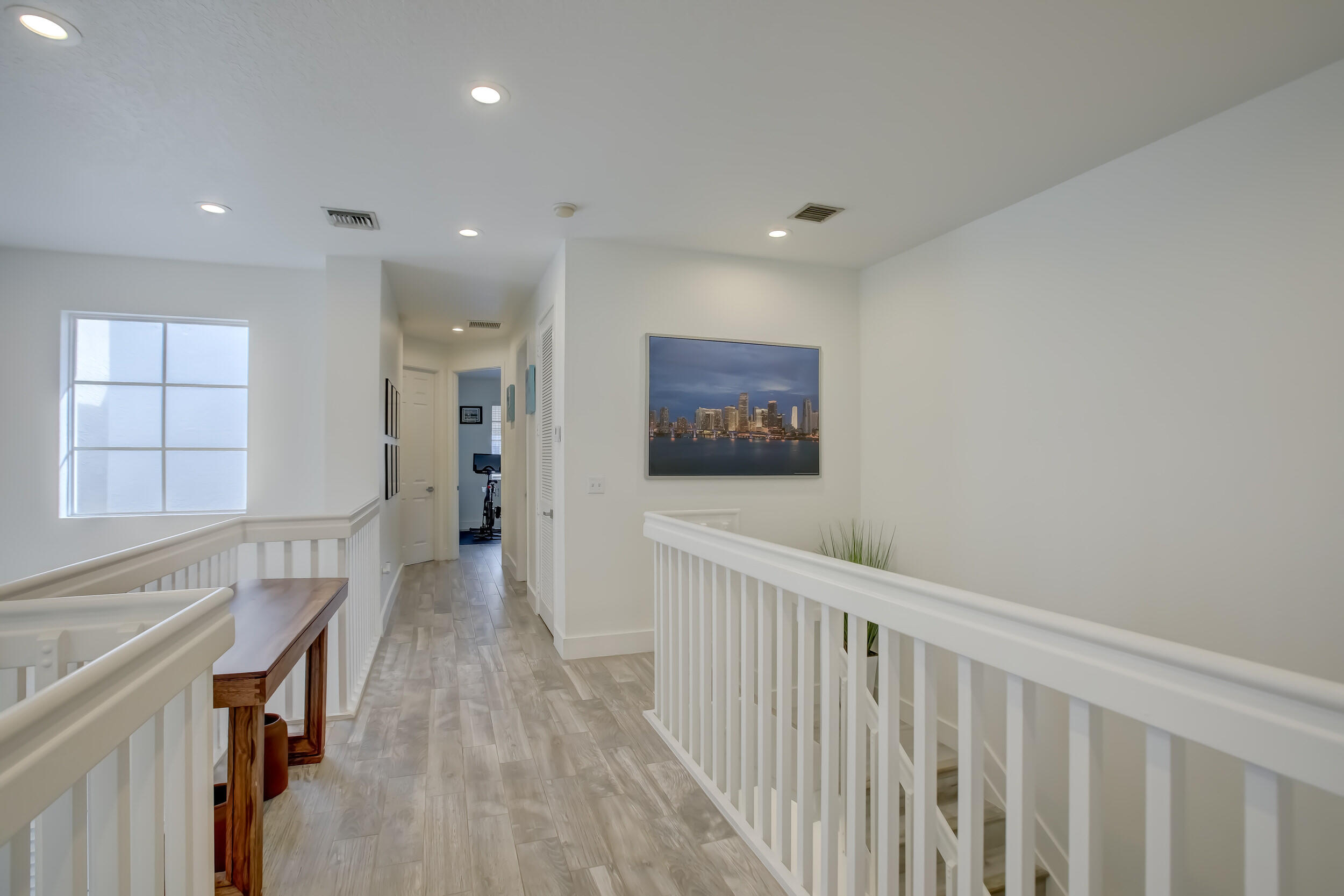 131 S East 7th Way 131