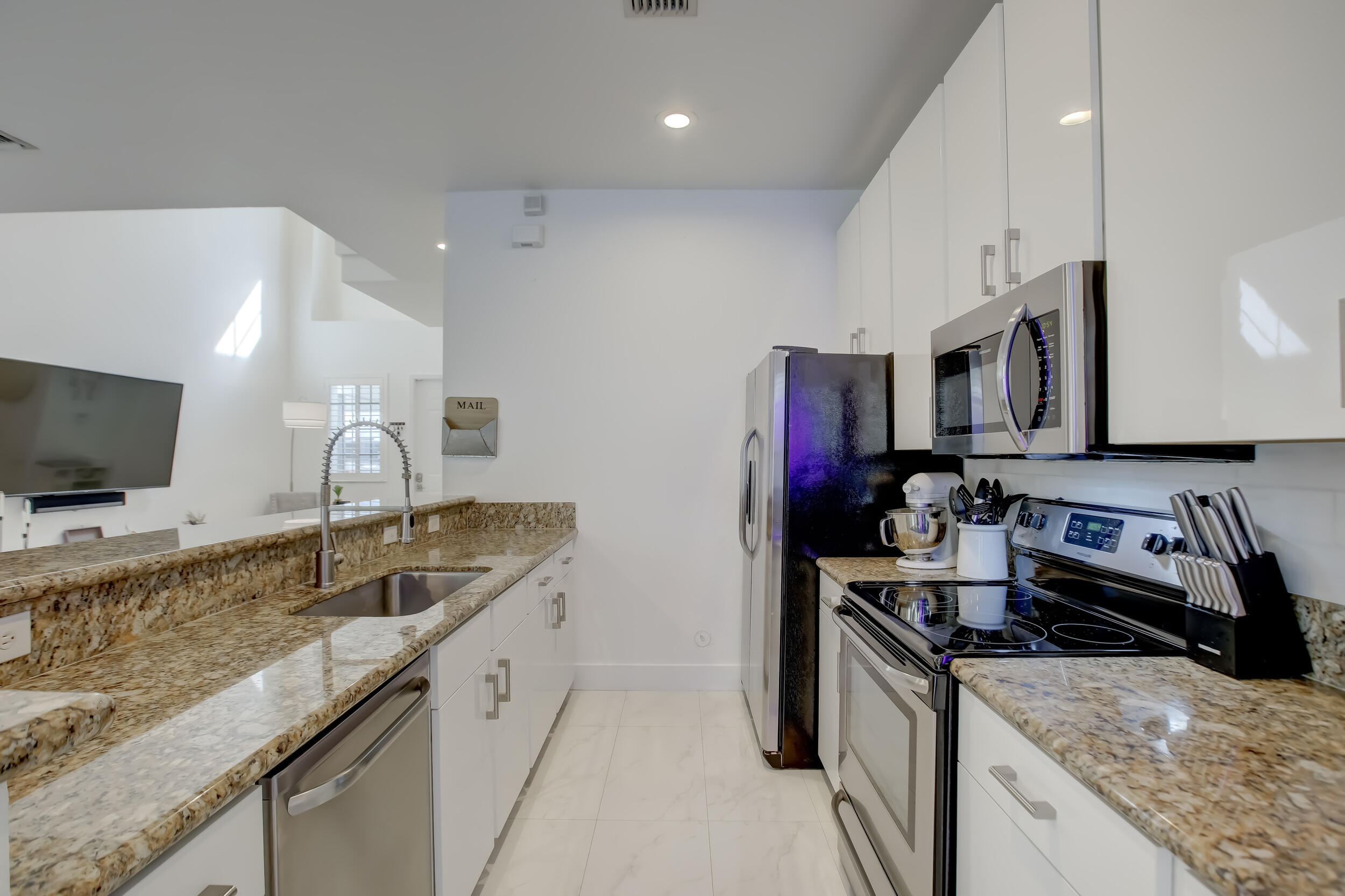 131 S East 7th Way 131