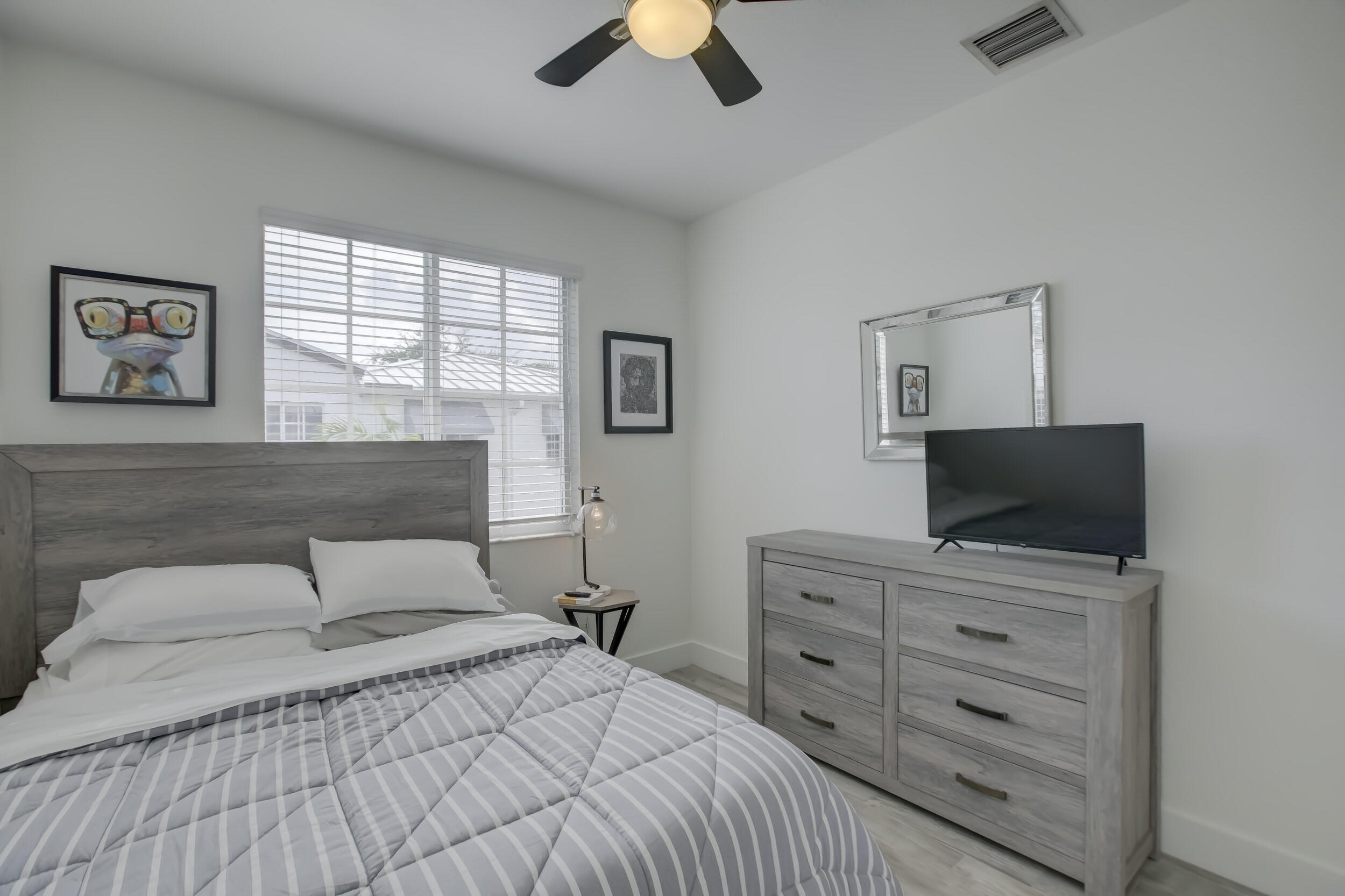 131 S East 7th Way 131