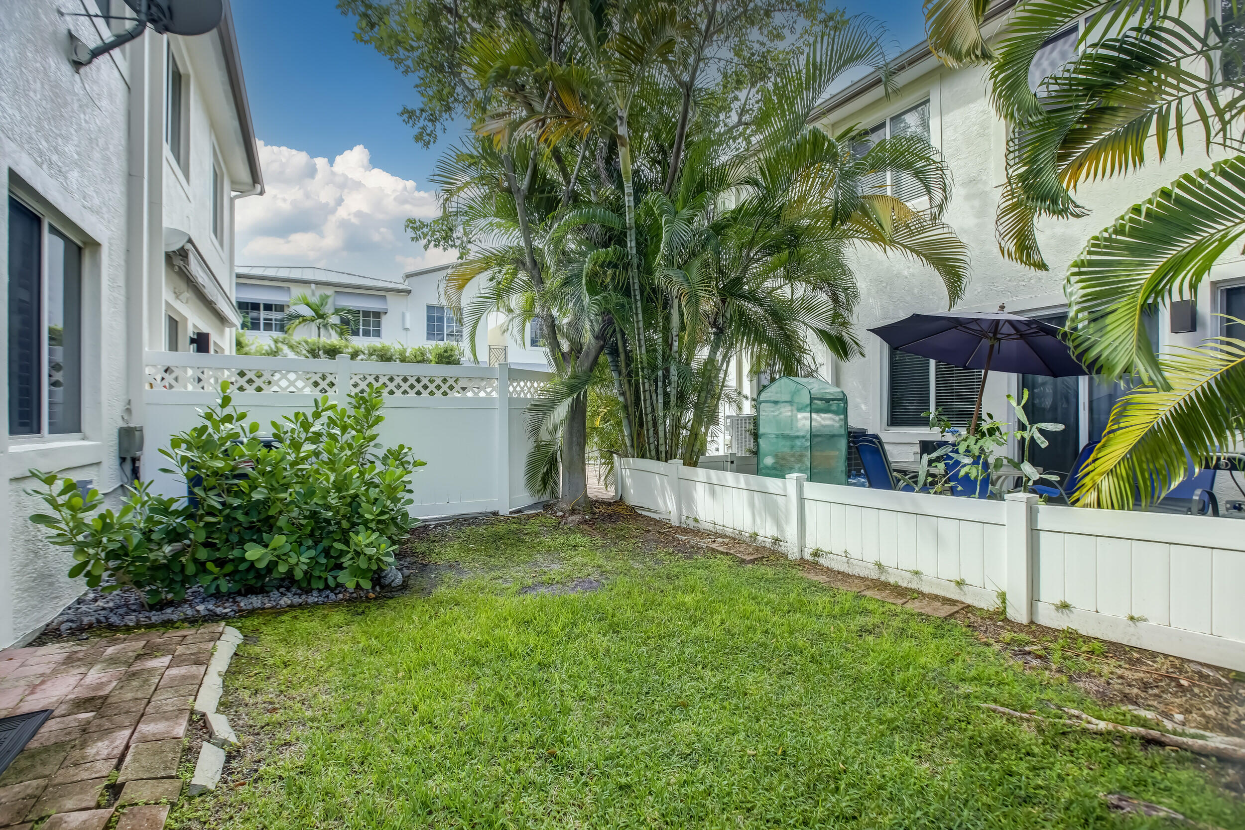 131 S East 7th Way 131