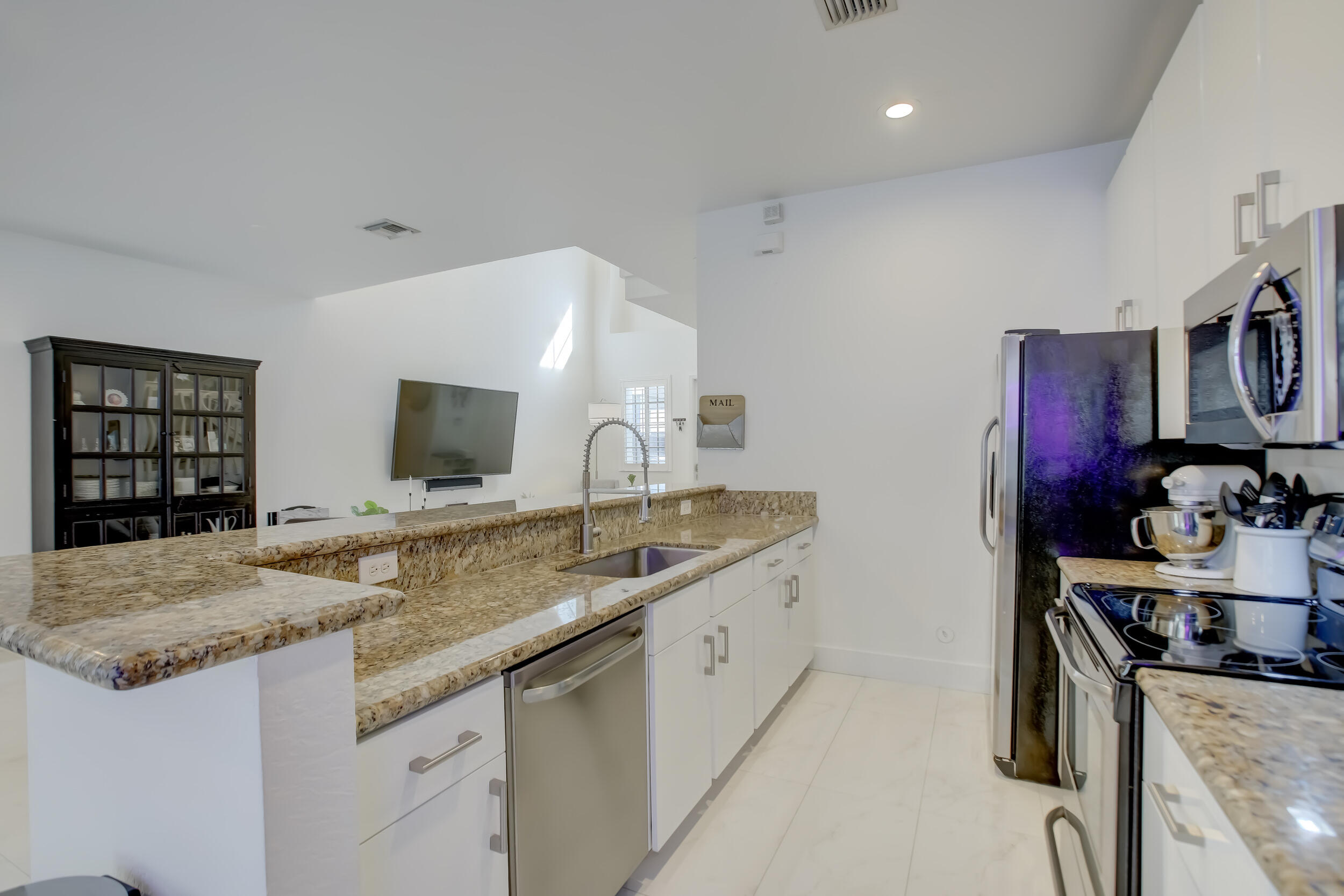 131 S East 7th Way 131