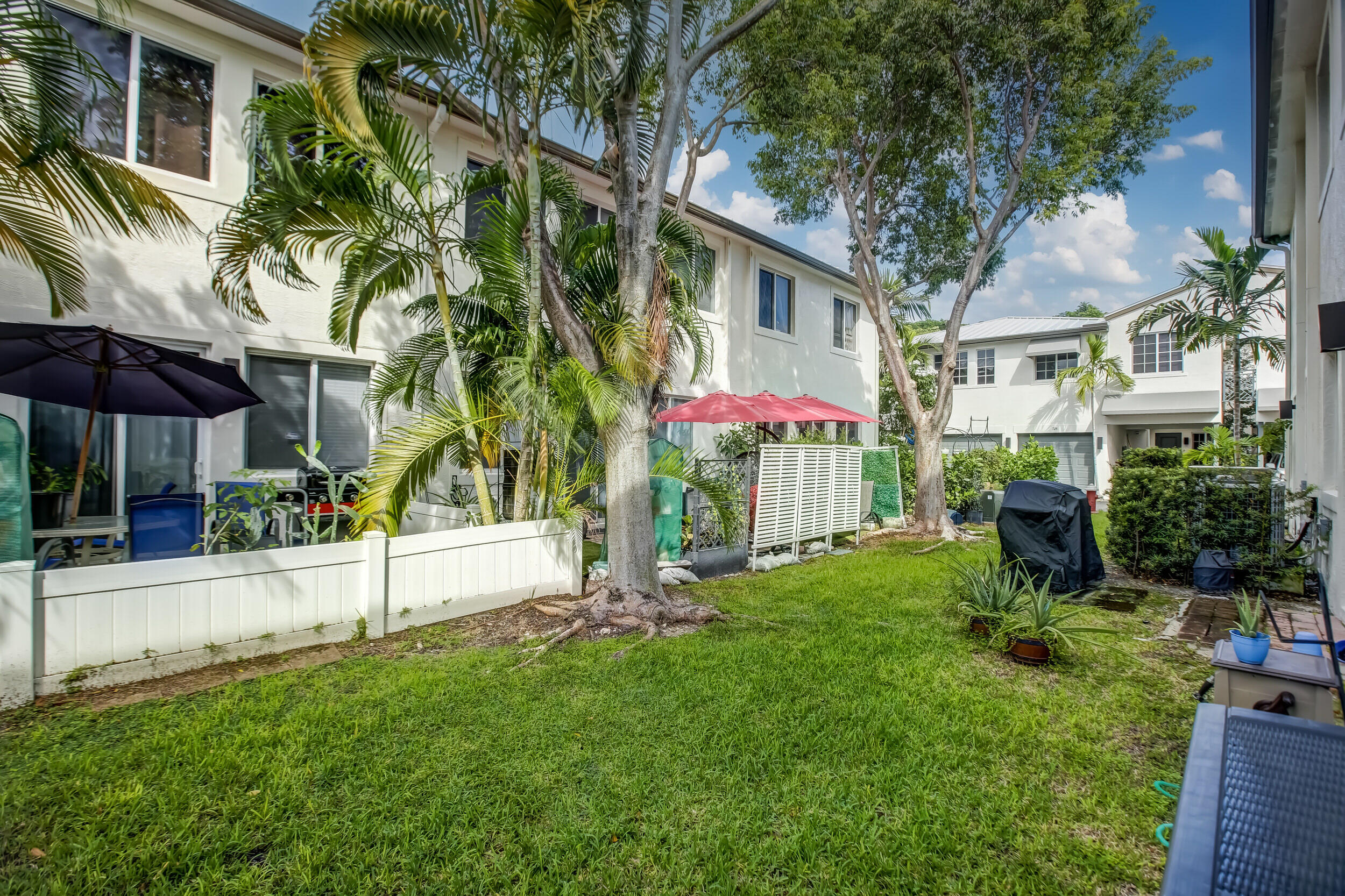 131 S East 7th Way 131