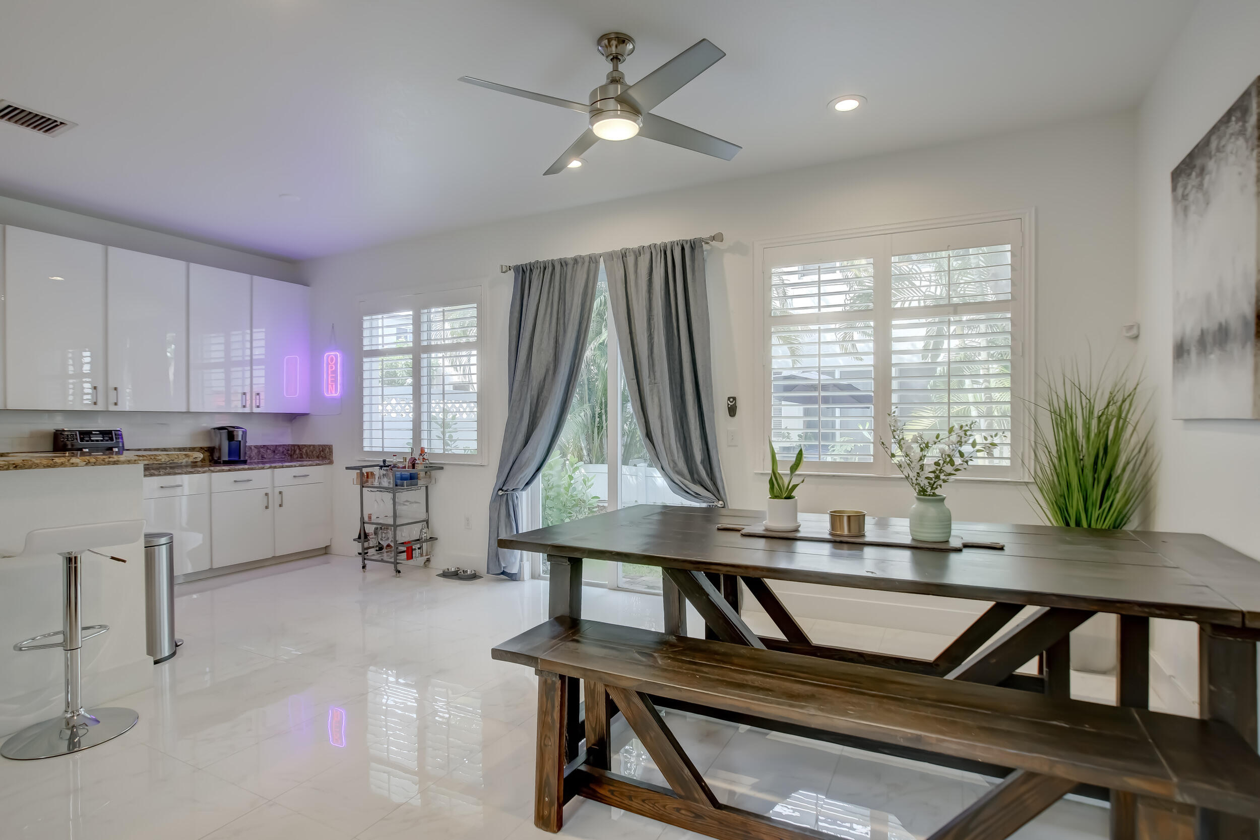 131 S East 7th Way 131
