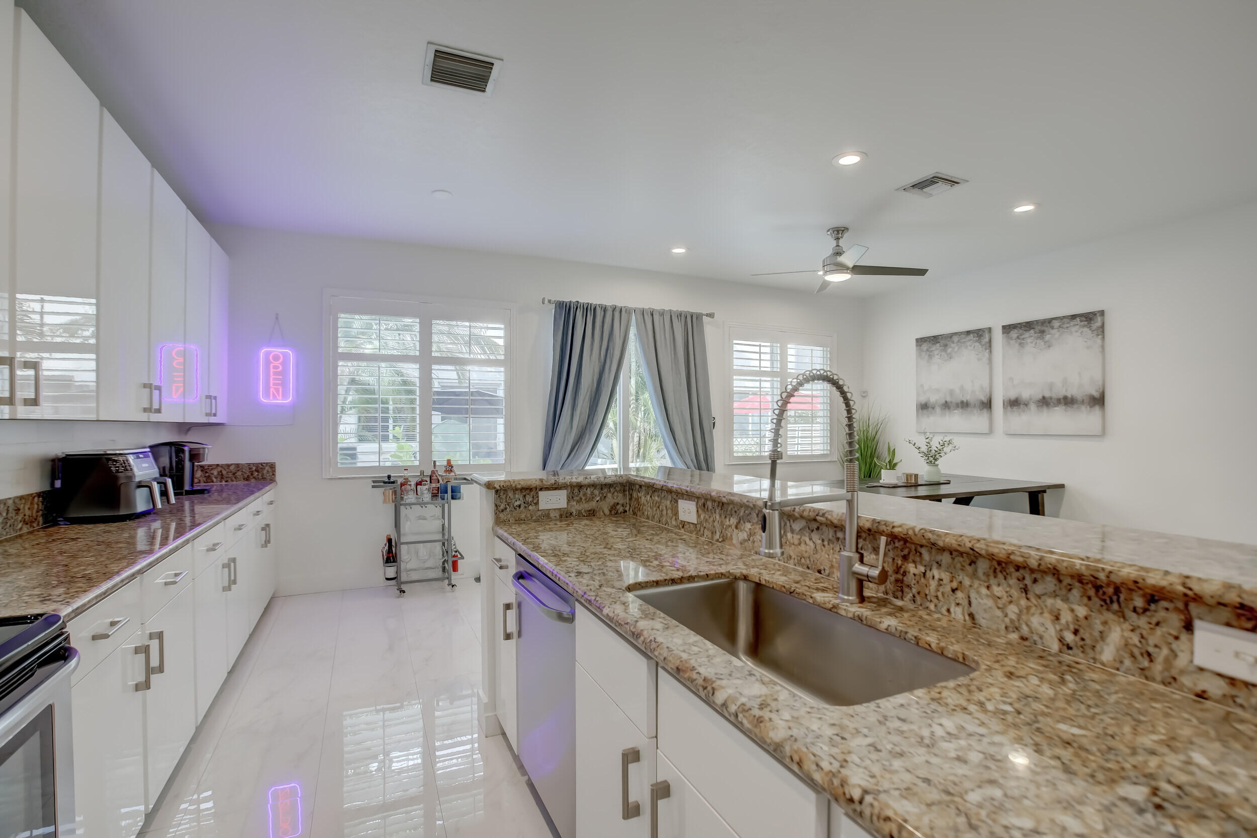 131 S East 7th Way 131
