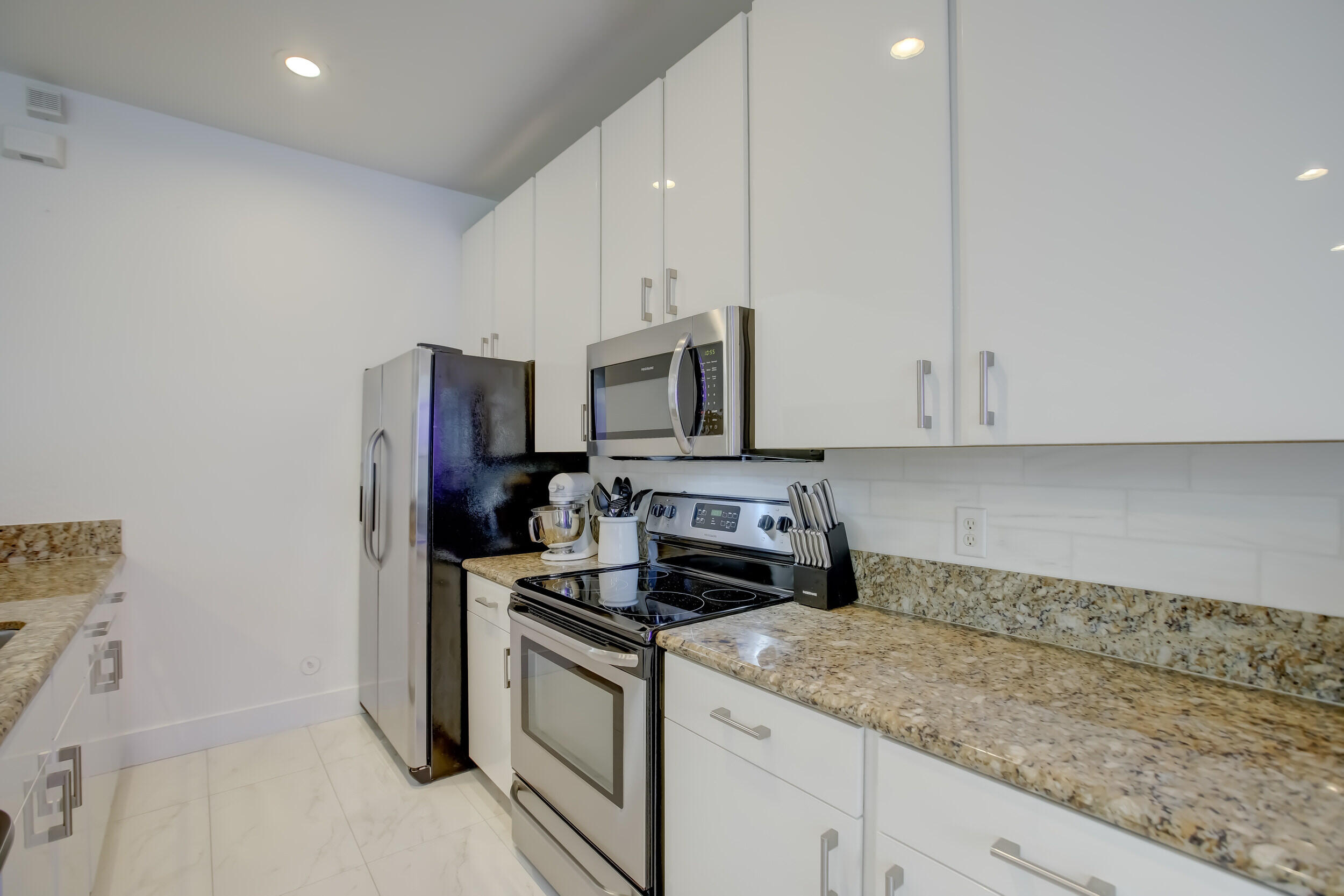 131 S East 7th Way 131