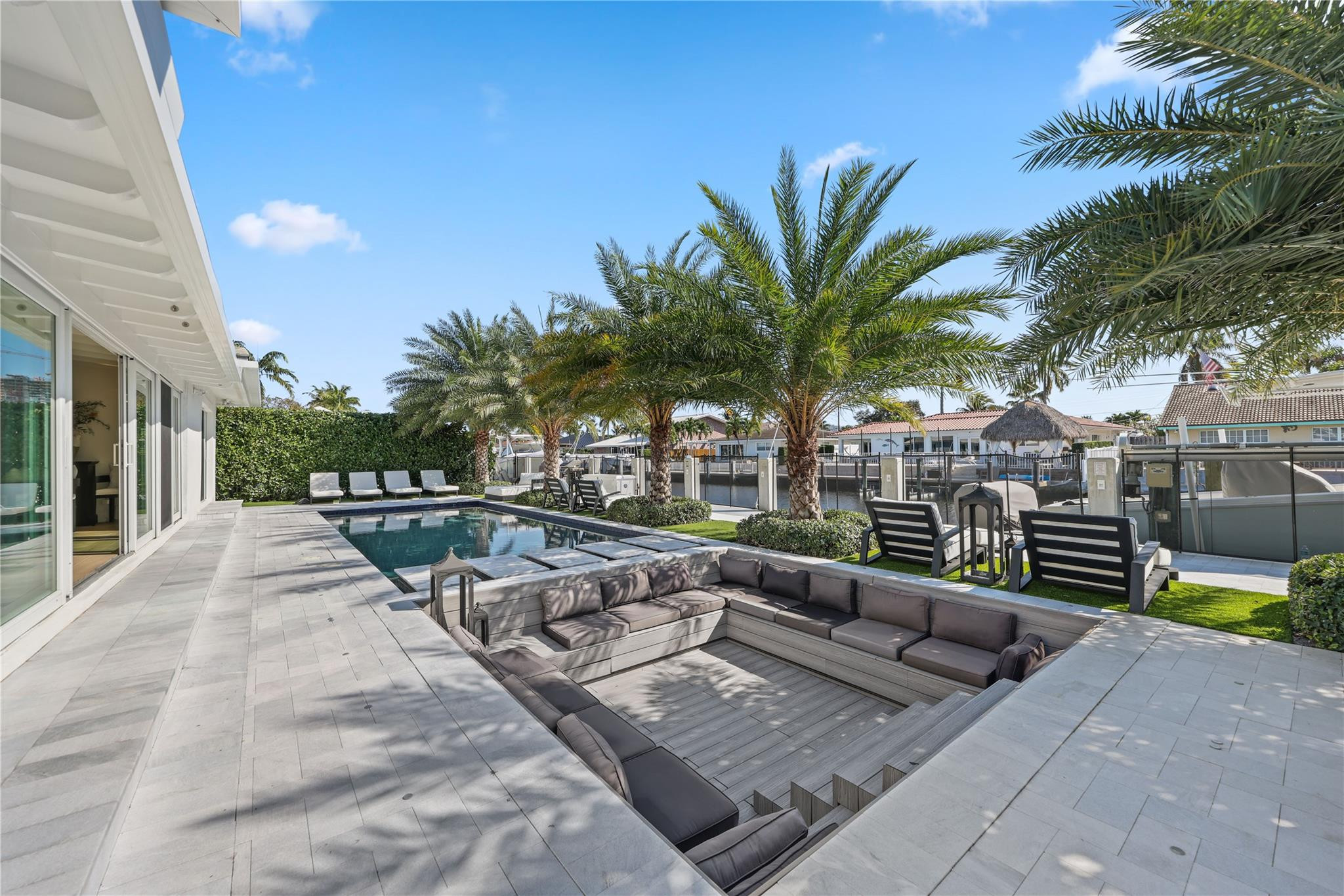 2300 SE 8TH Court