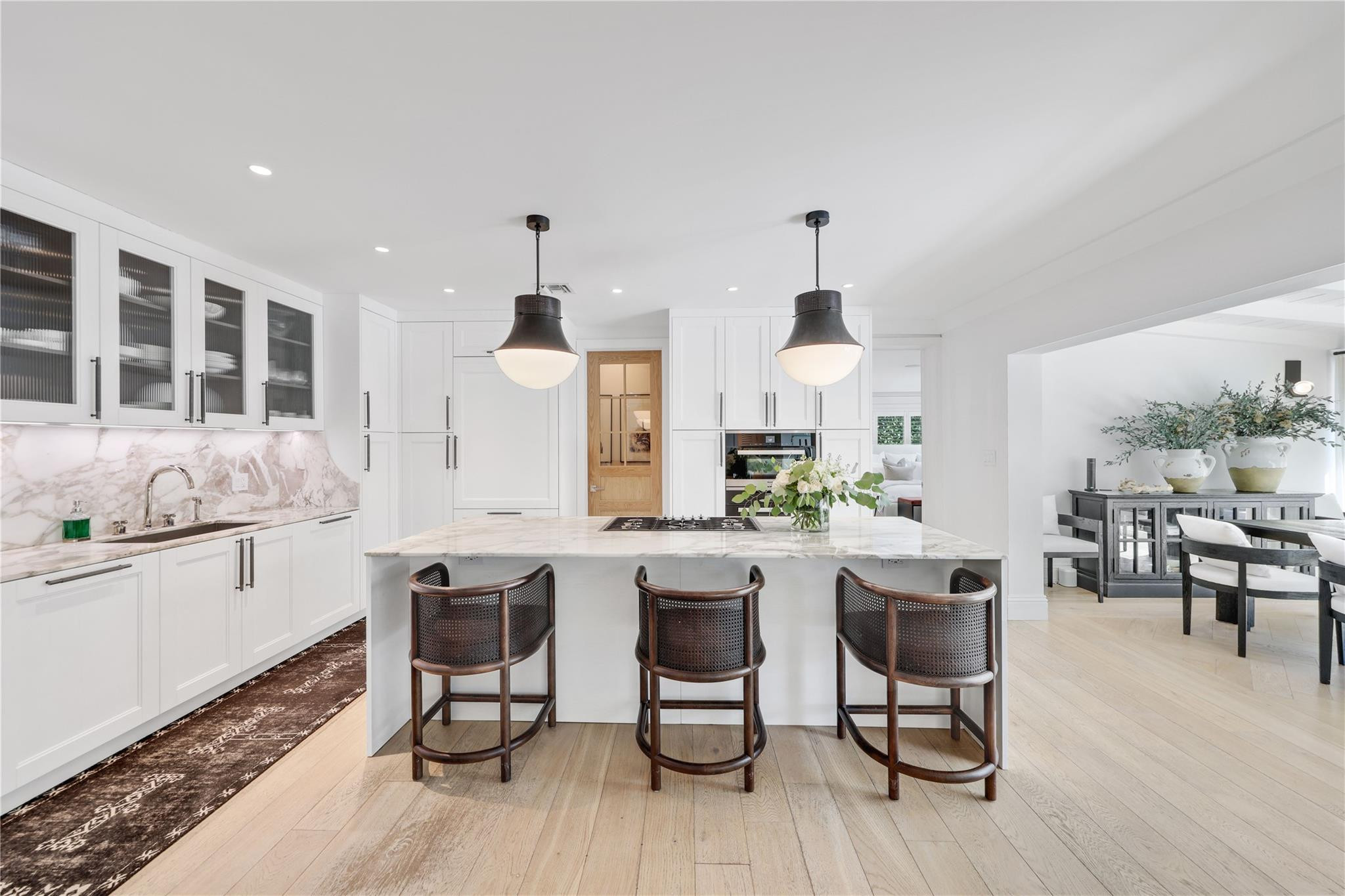 2300 SE 8TH Court