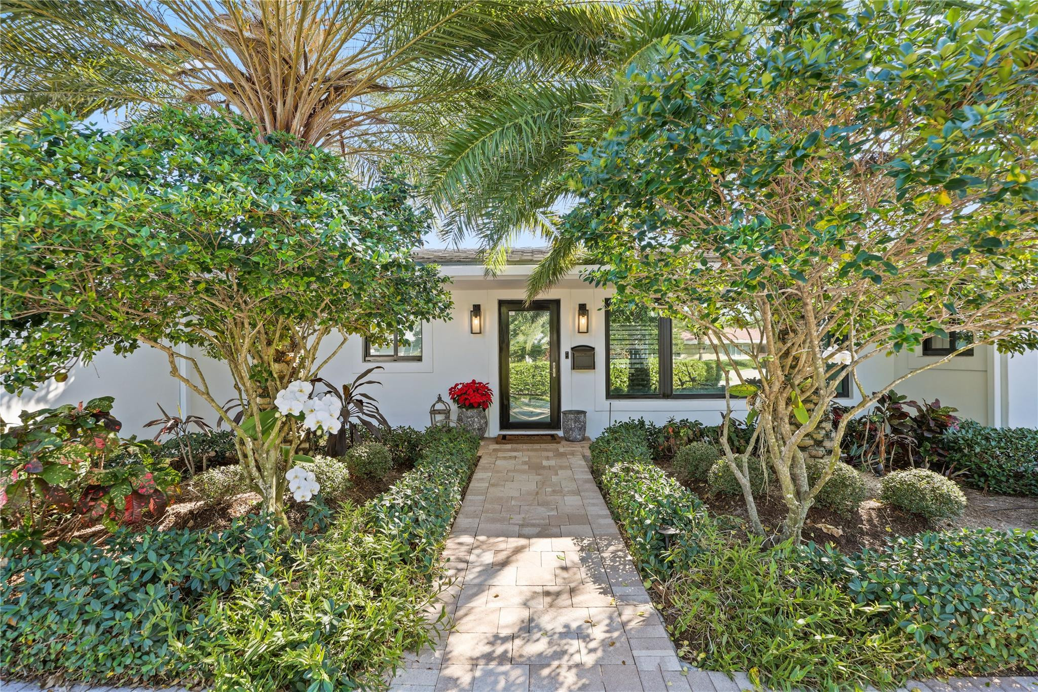 2300 SE 8TH Court