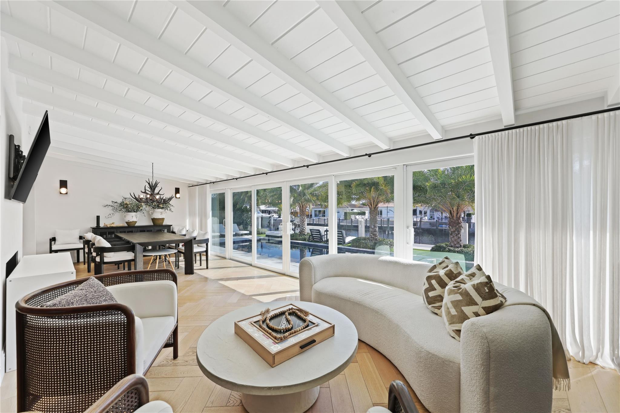 2300 SE 8TH Court