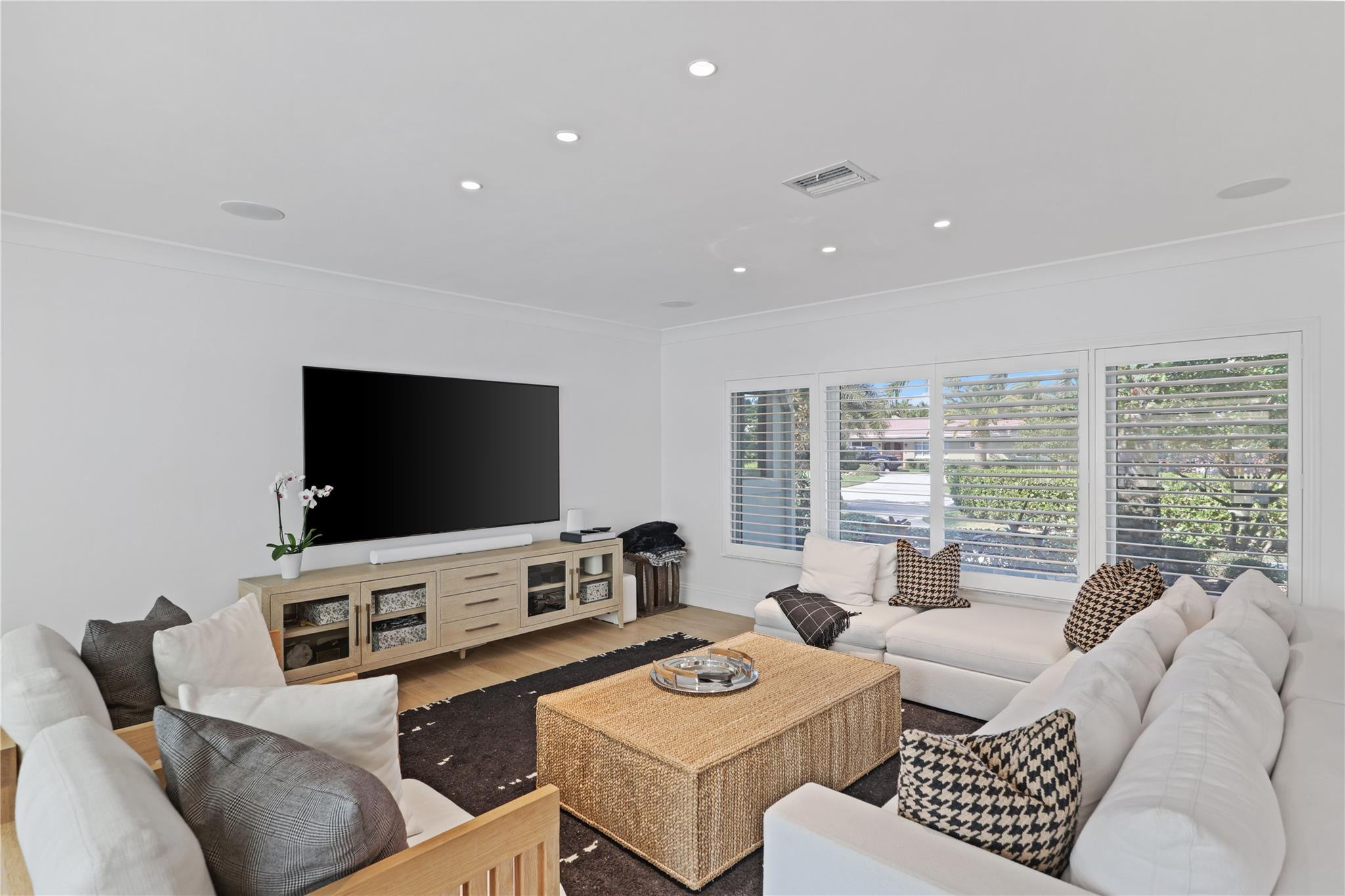 2300 SE 8TH Court
