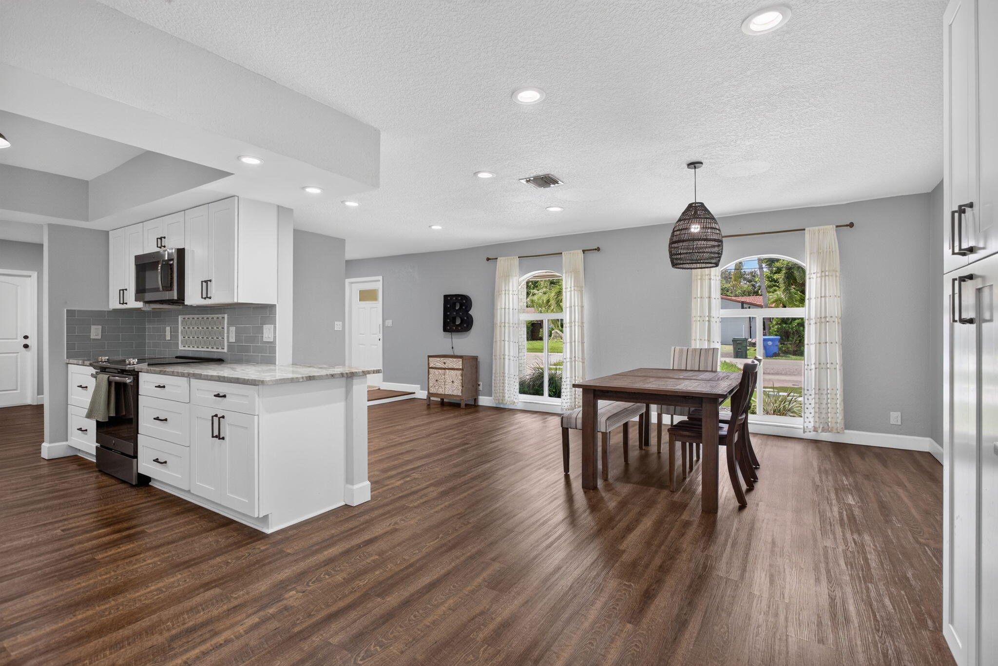 1717 NW 36TH Court