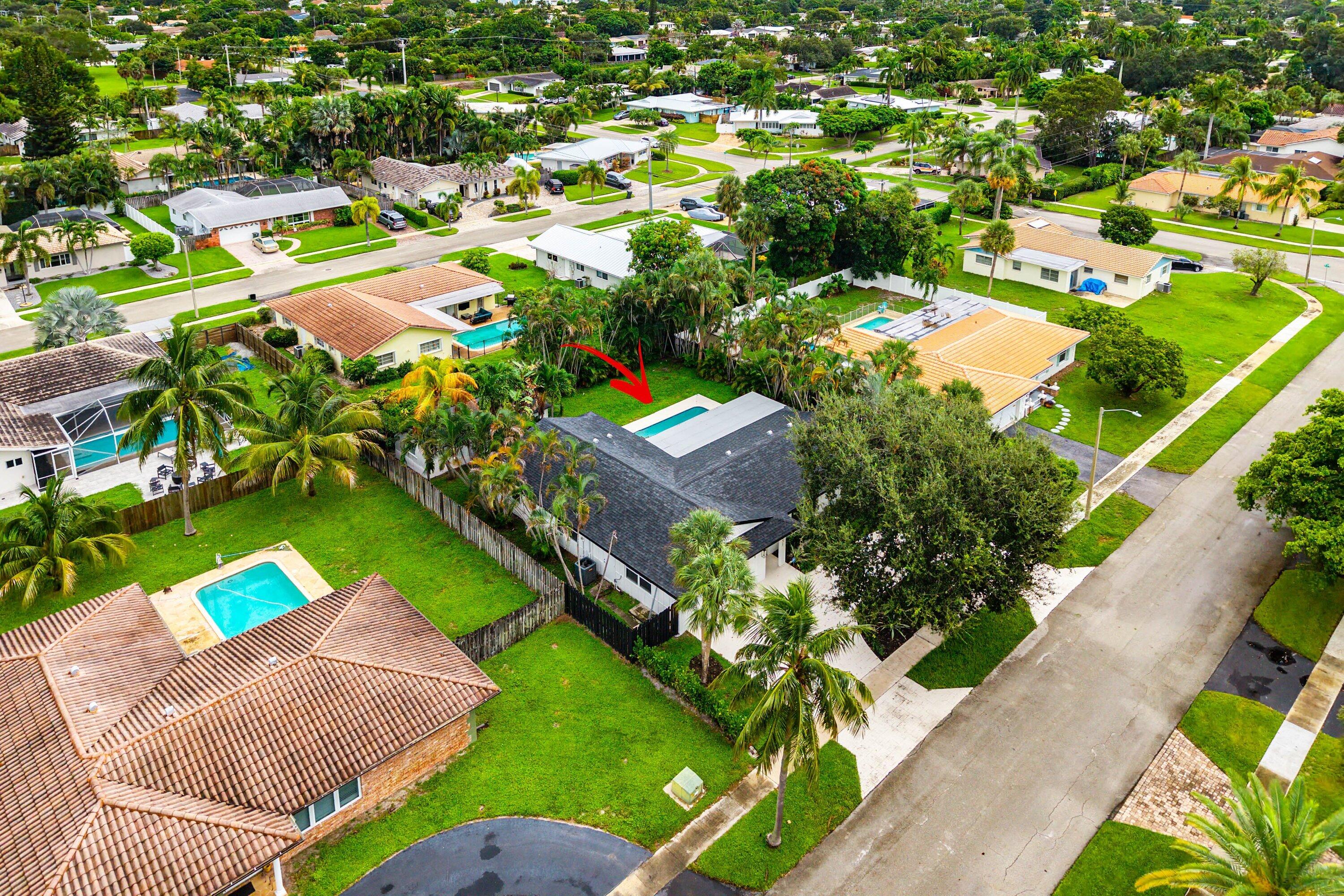 1551 SW 10th Street