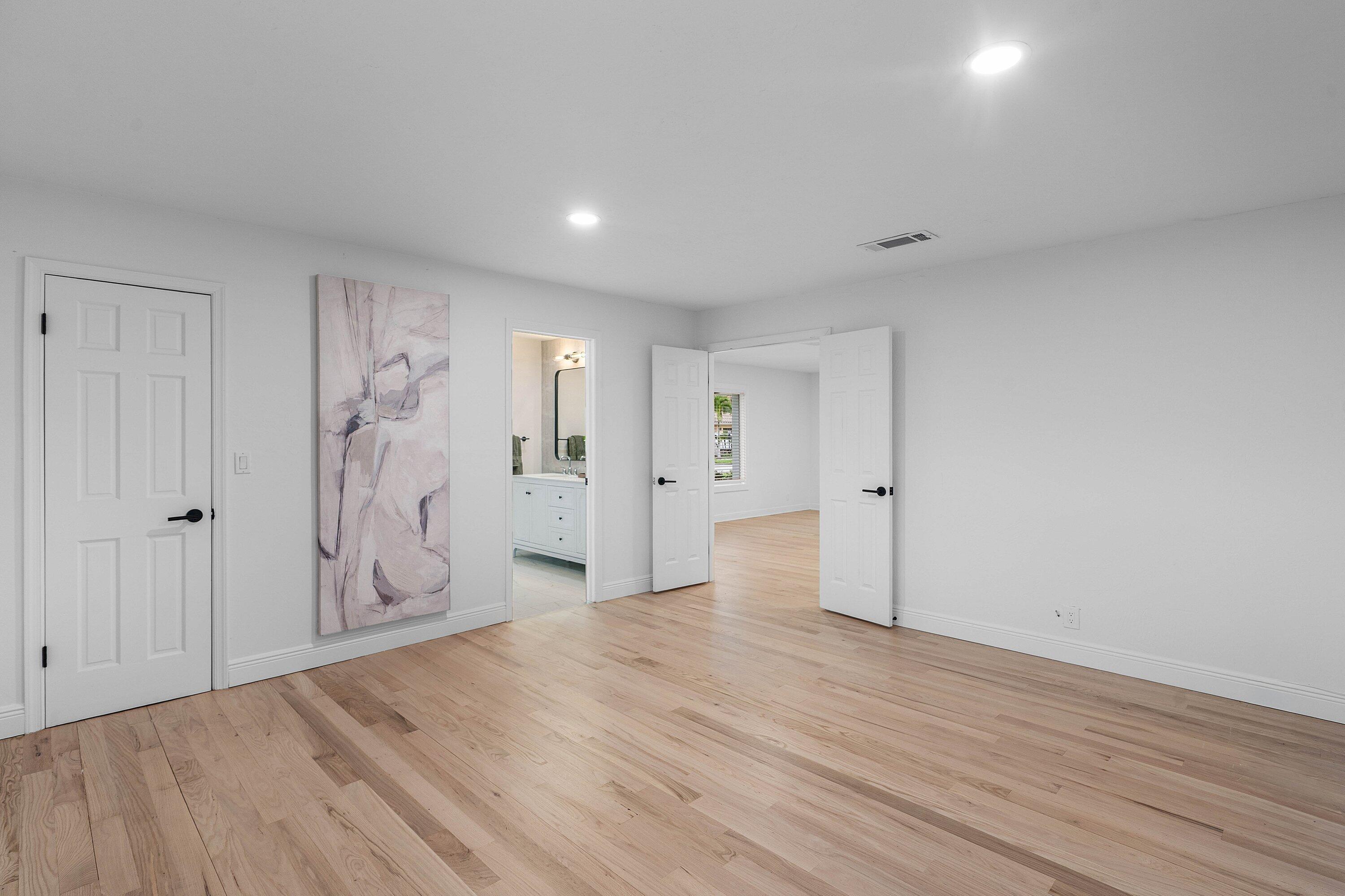 1551 SW 10th Street