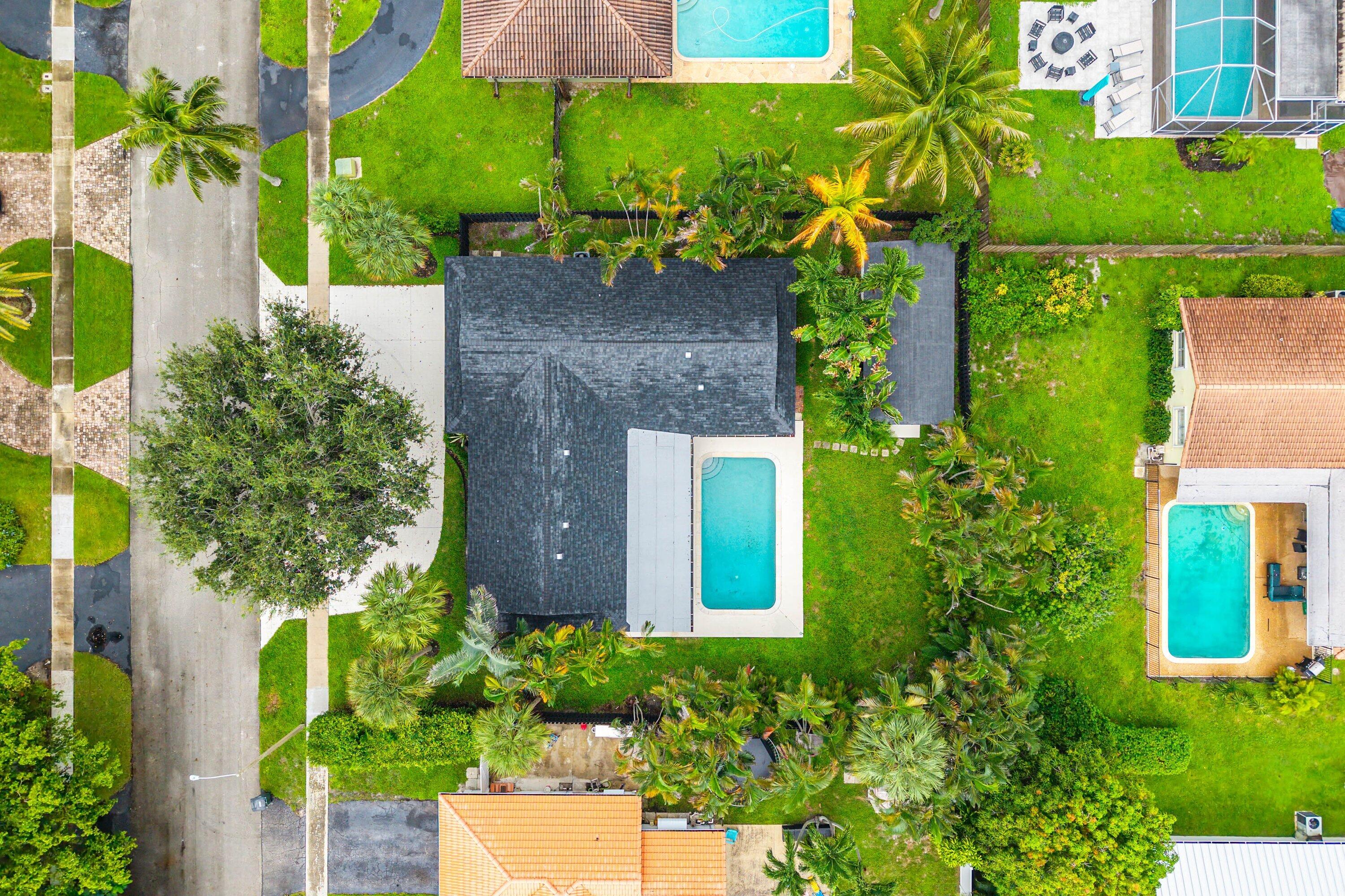 1551 SW 10th Street