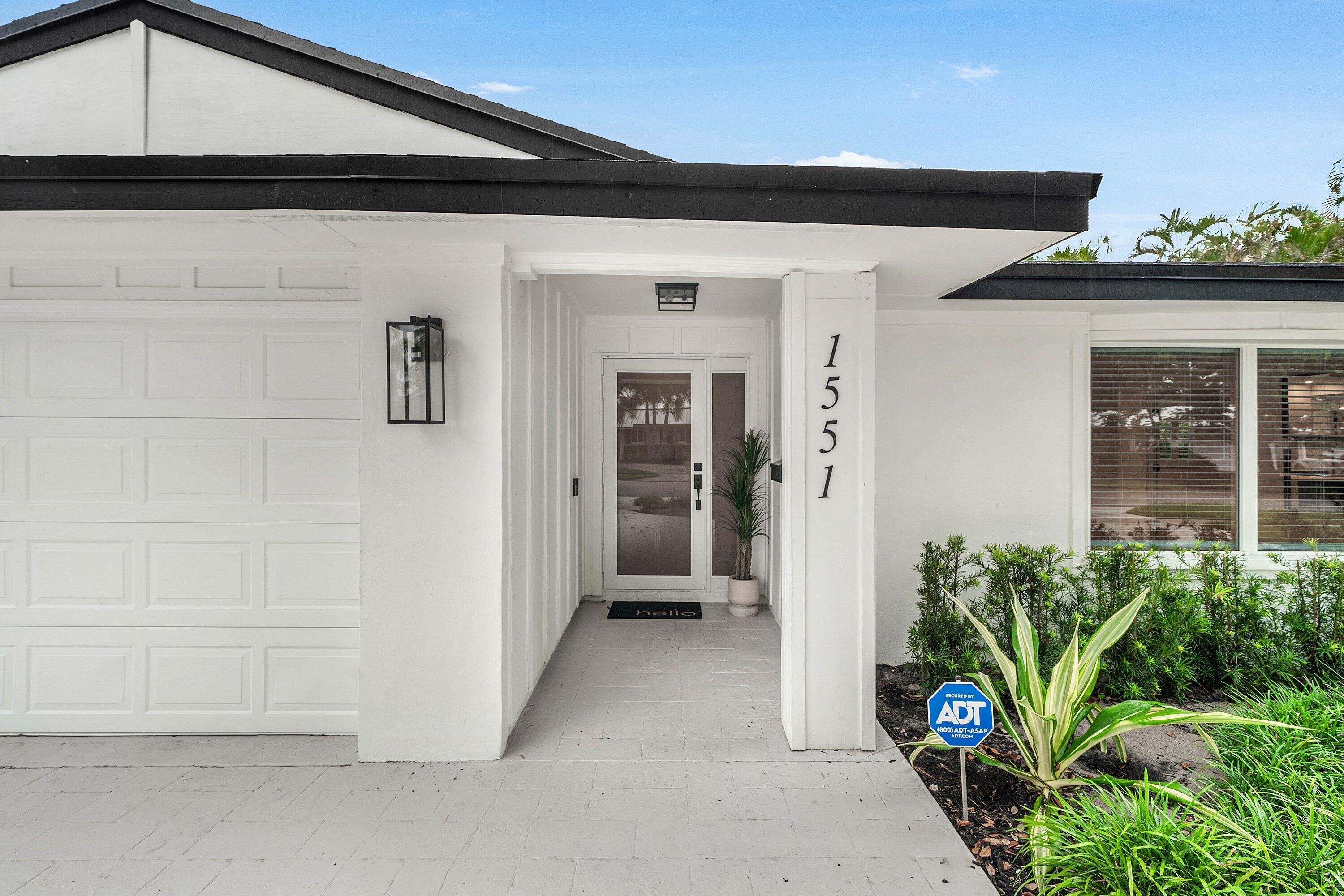 1551 SW 10th Street
