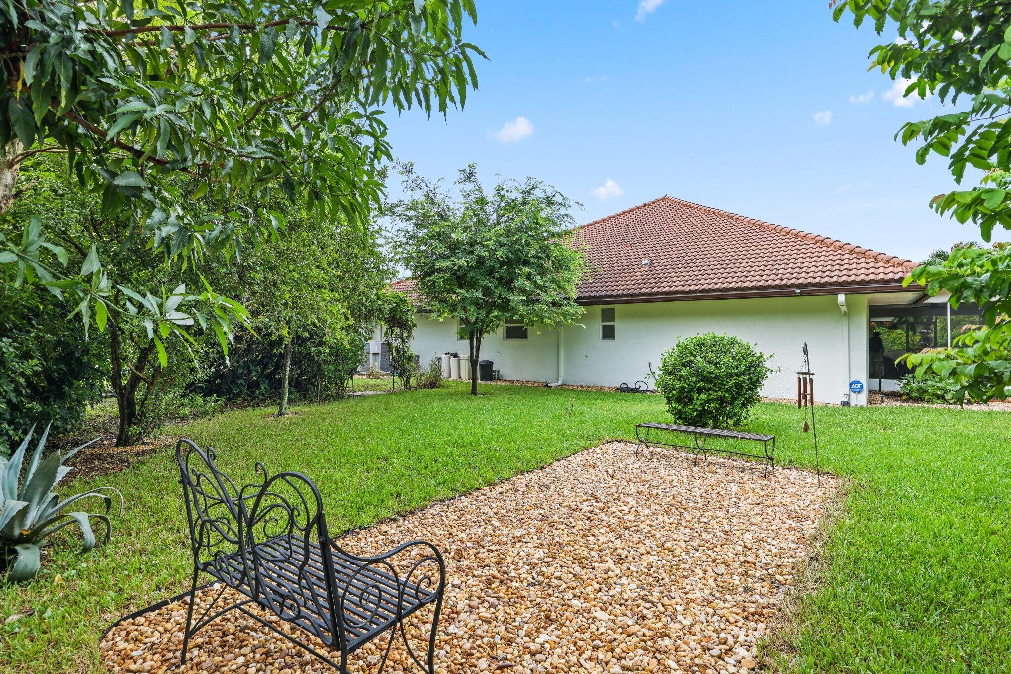 4535 Oak Tree Court