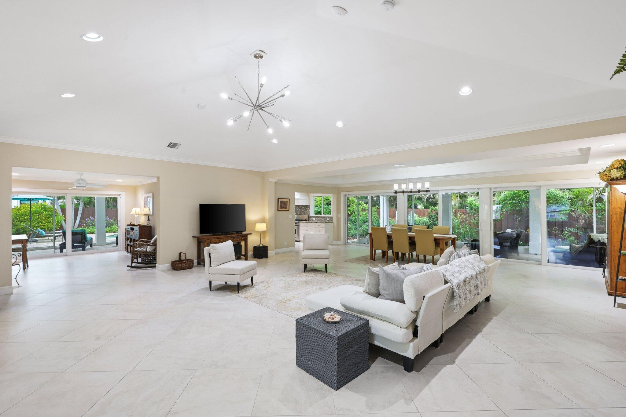 4535 Oak Tree Court