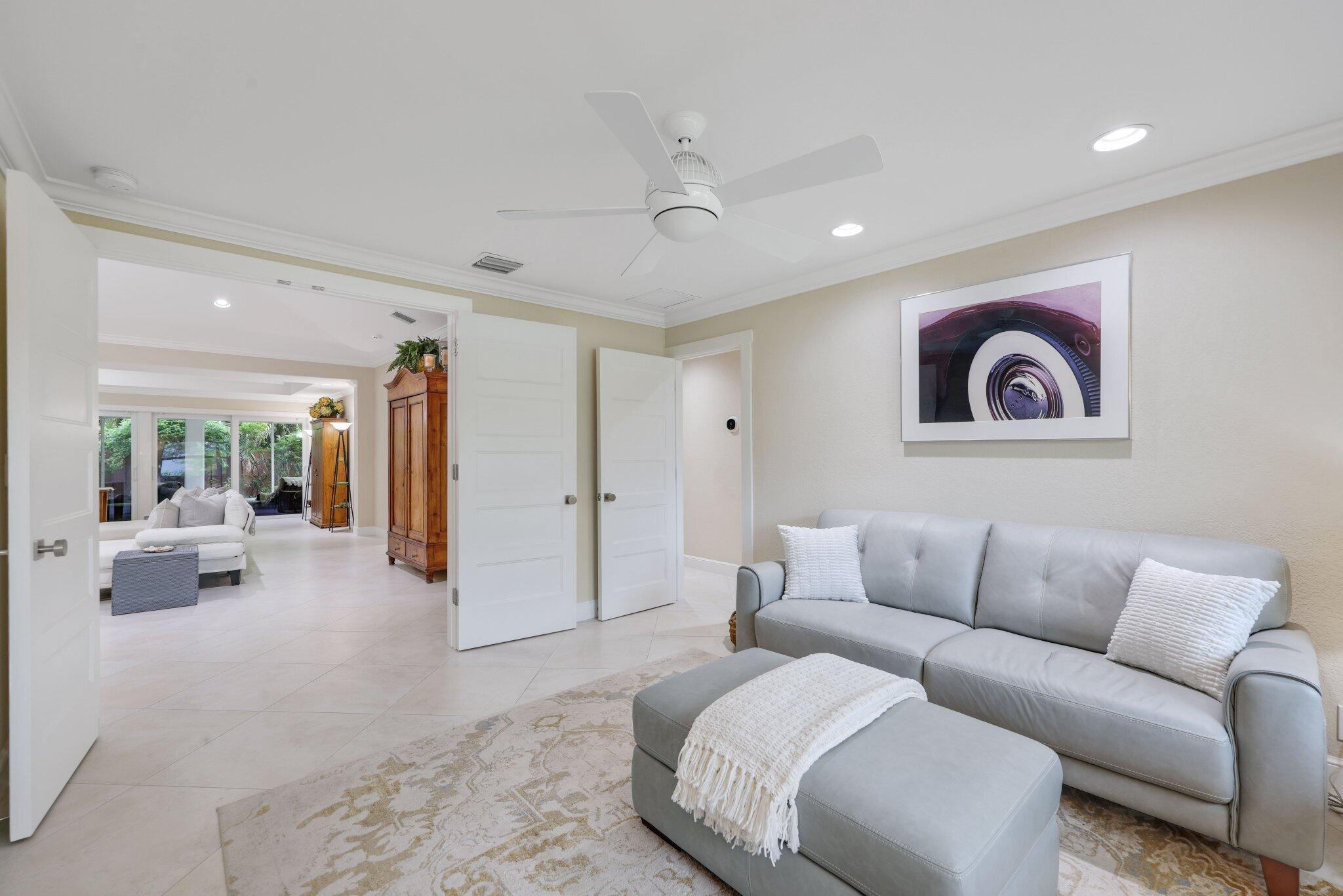 4535 Oak Tree Court