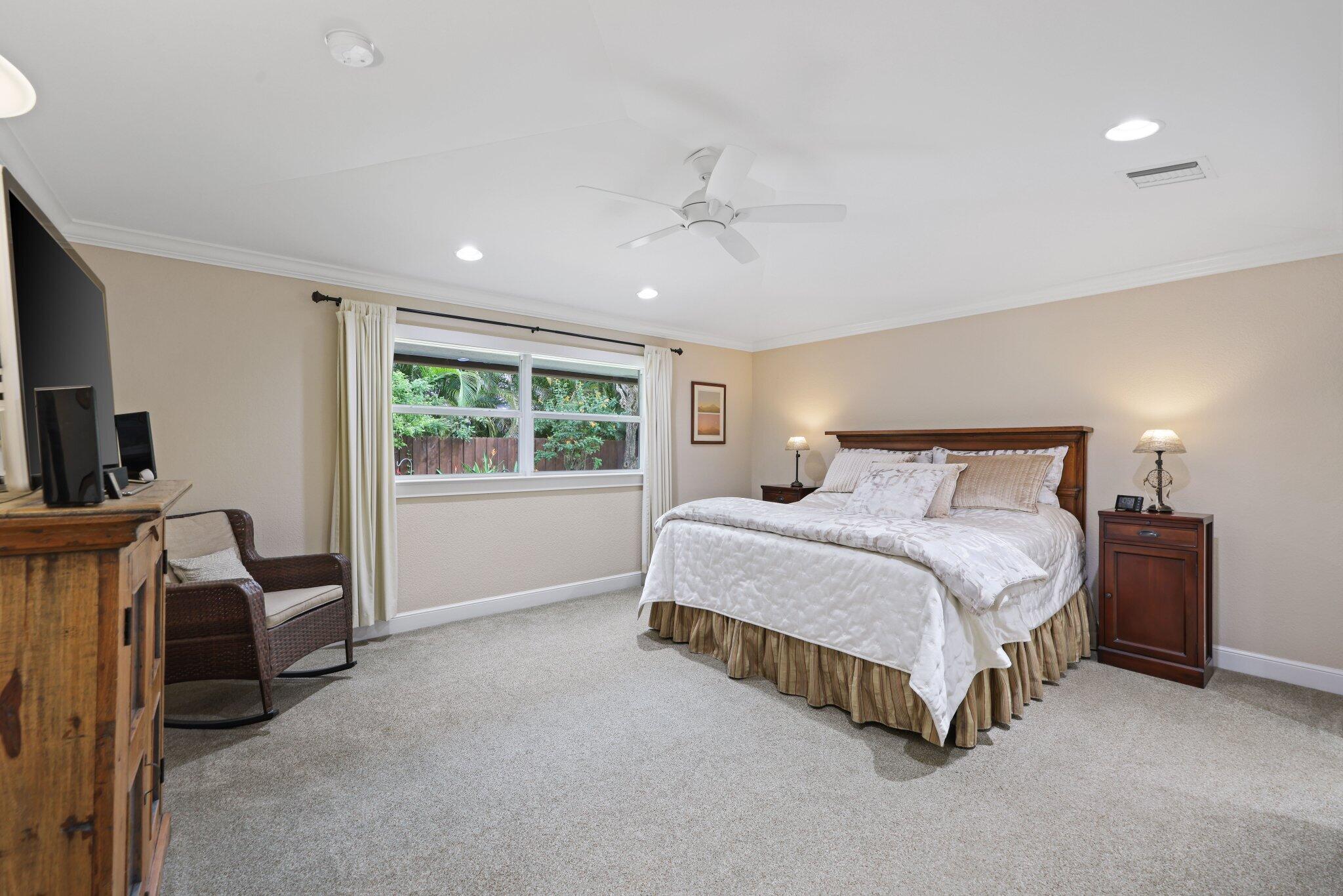 4535 Oak Tree Court