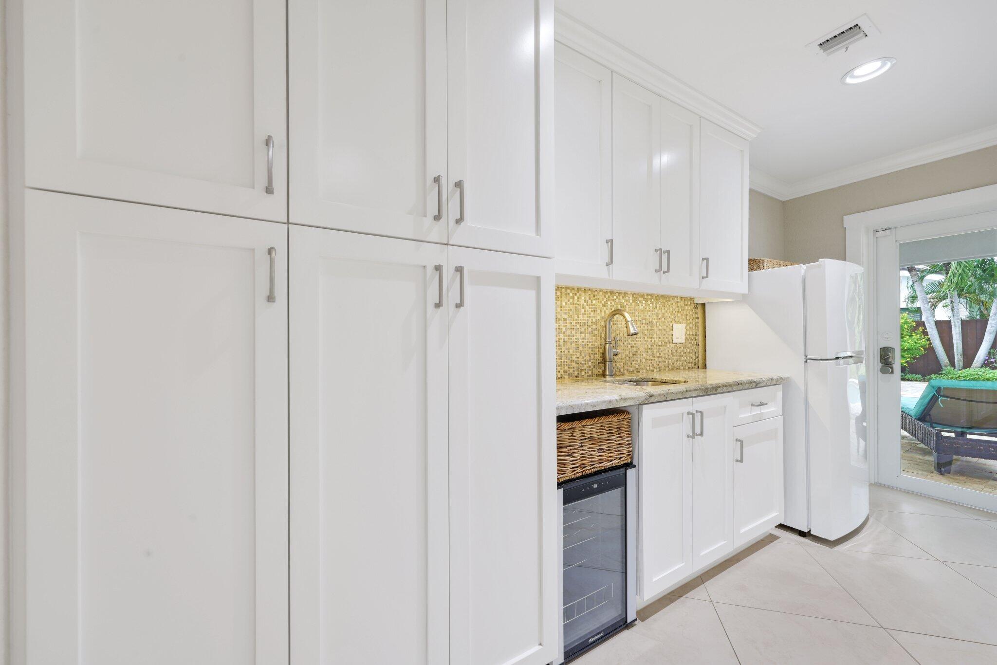 4535 Oak Tree Court