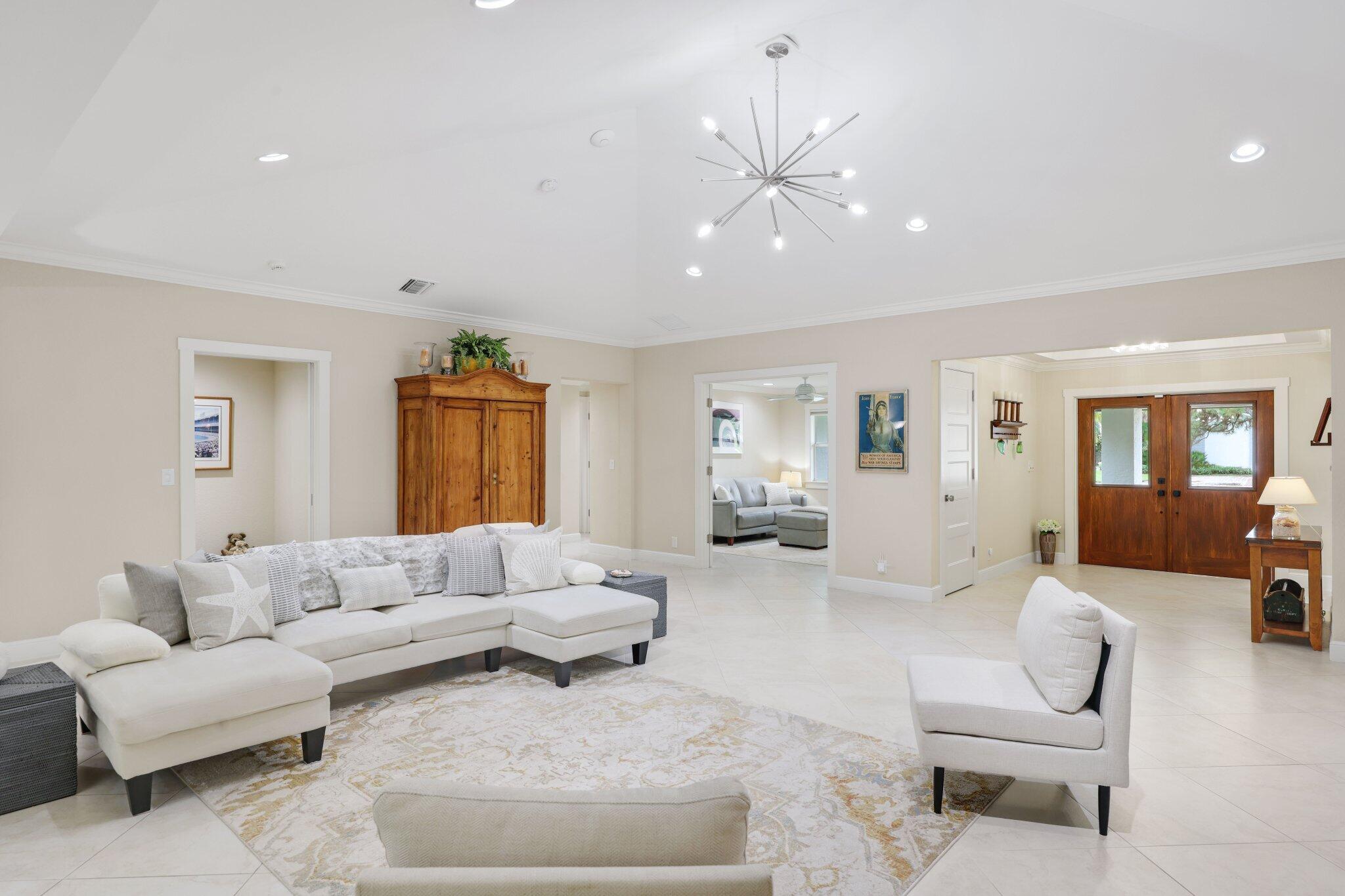 4535 Oak Tree Court