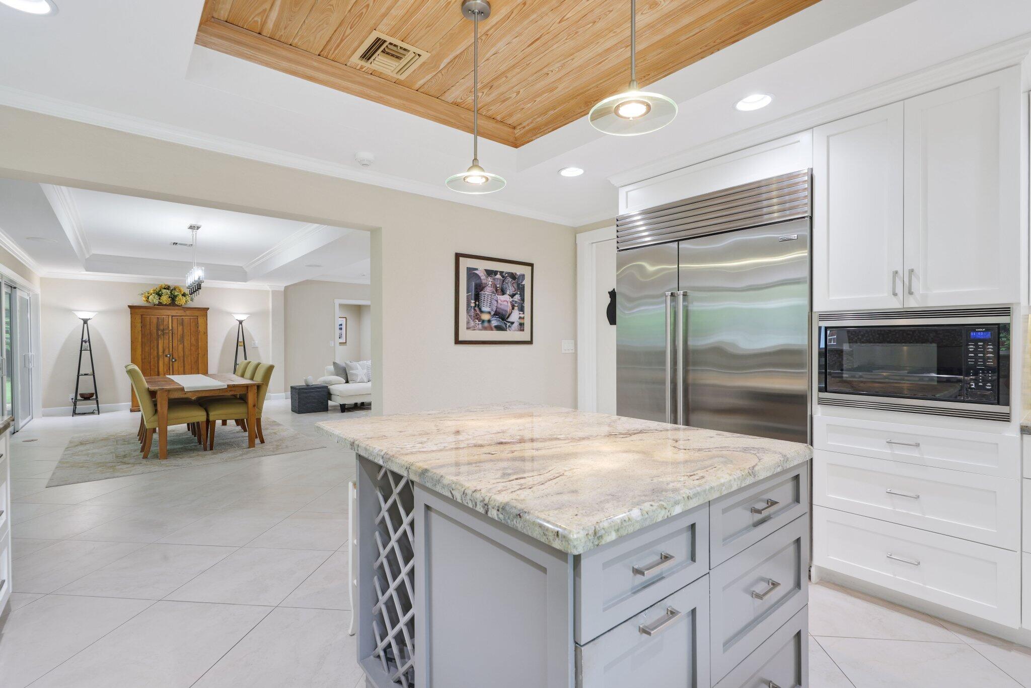 4535 Oak Tree Court