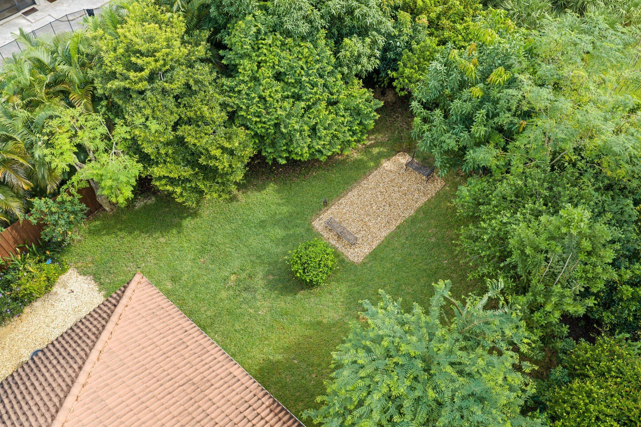 4535 Oak Tree Court
