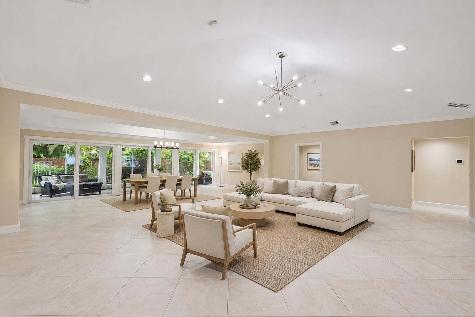 4535 Oak Tree Court