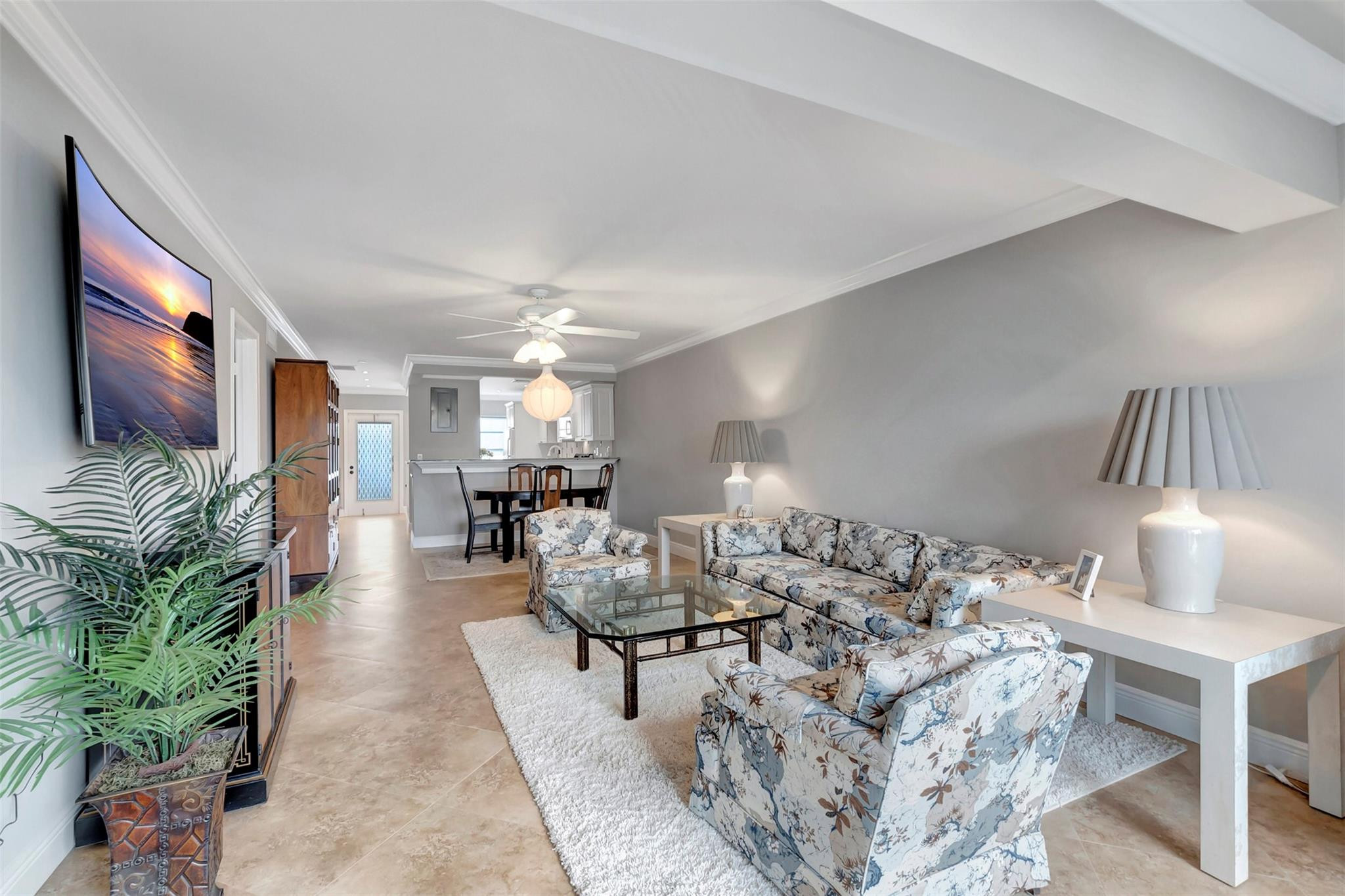 1421 SW 27th Ave 104