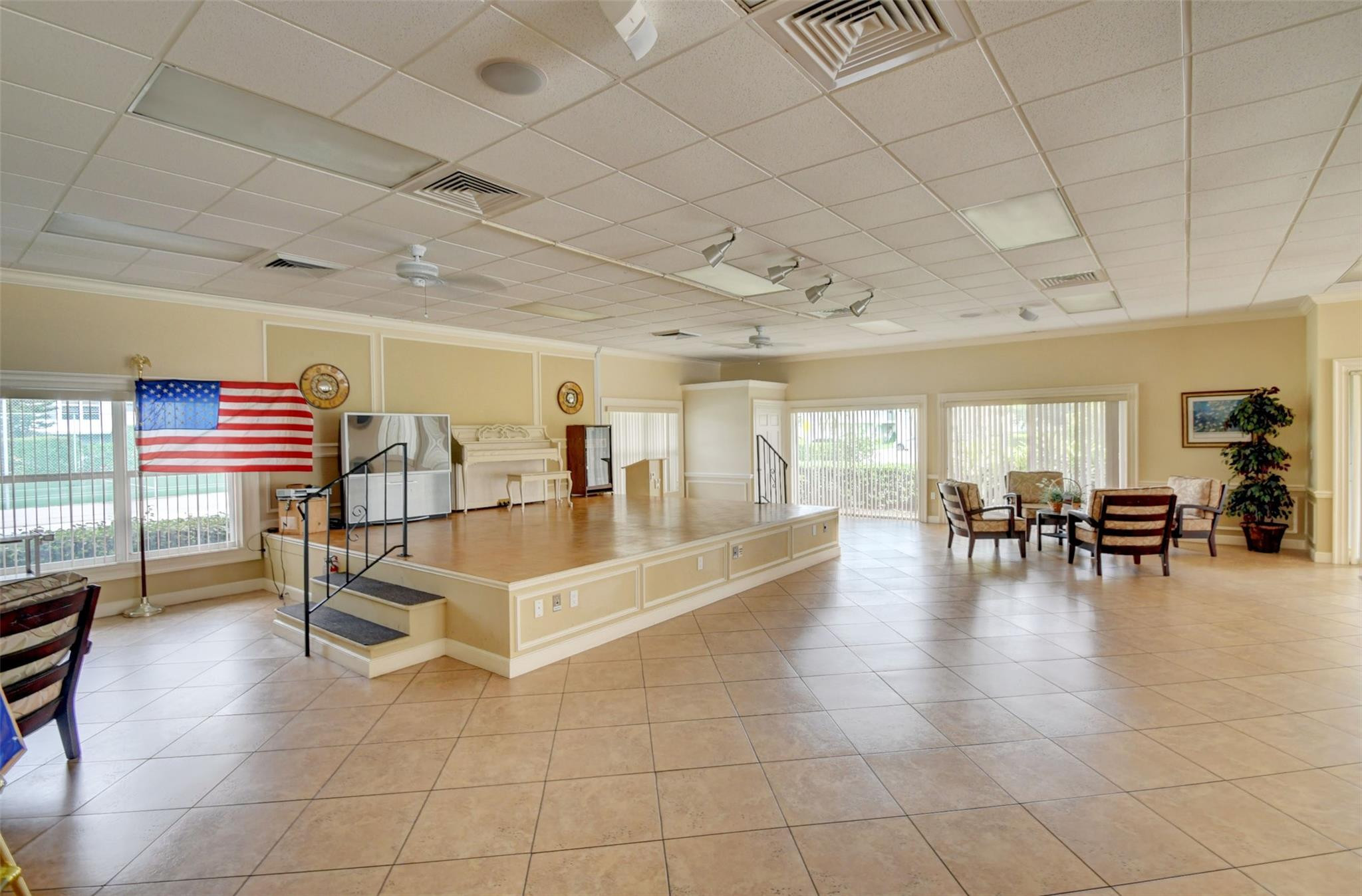 1421 SW 27th Ave 104