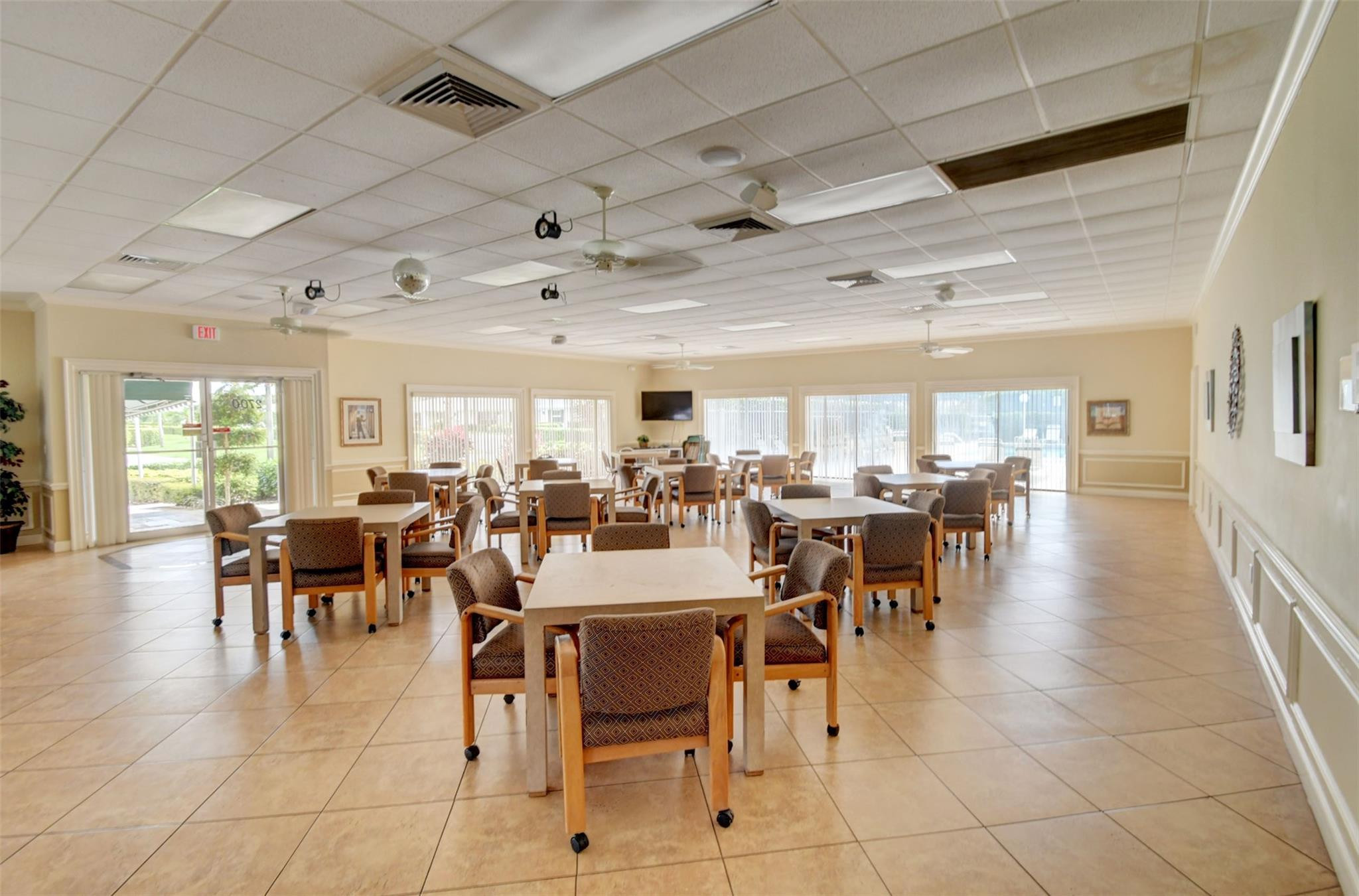 1421 SW 27th Ave 104