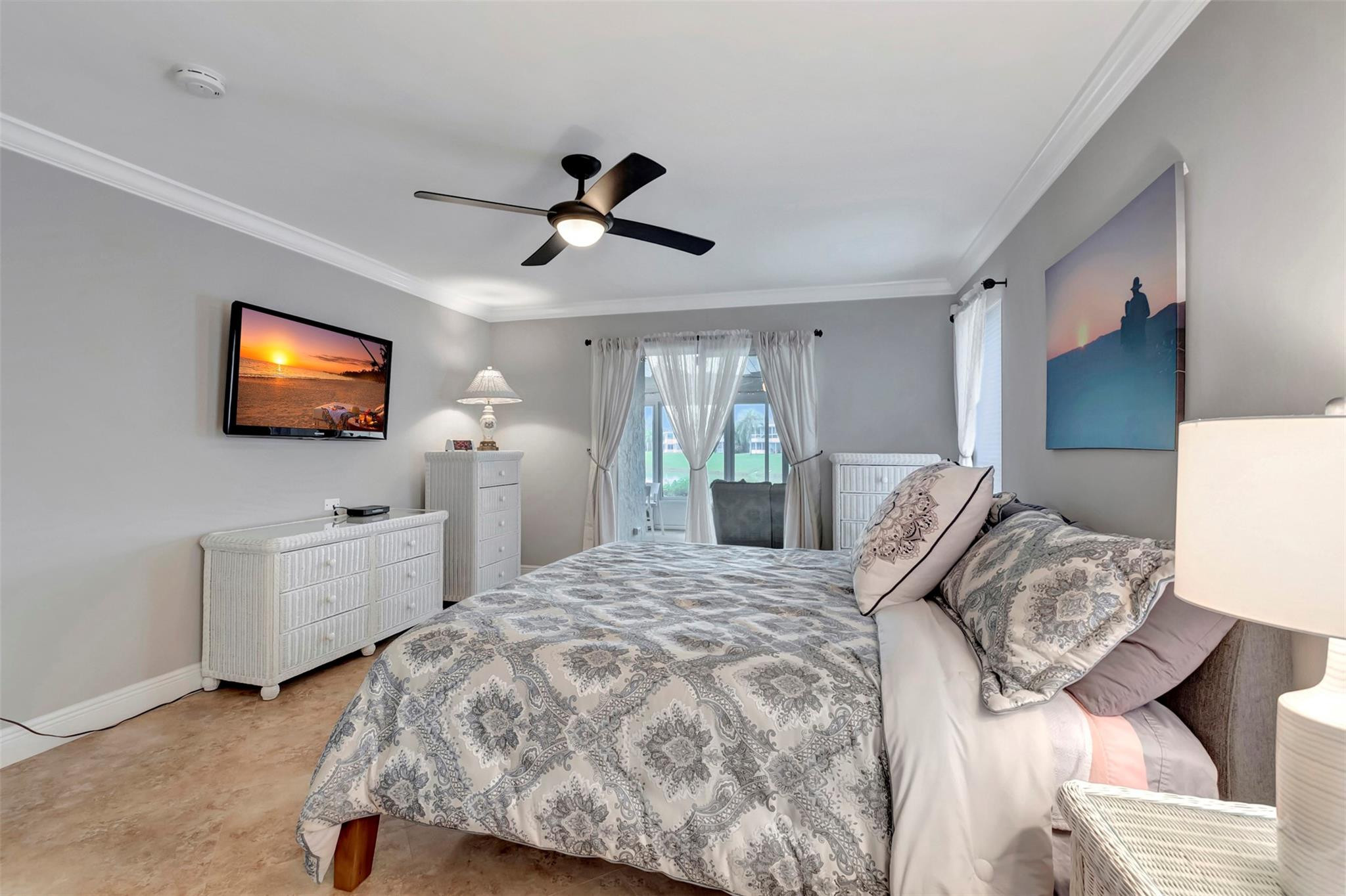 1421 SW 27th Ave 104