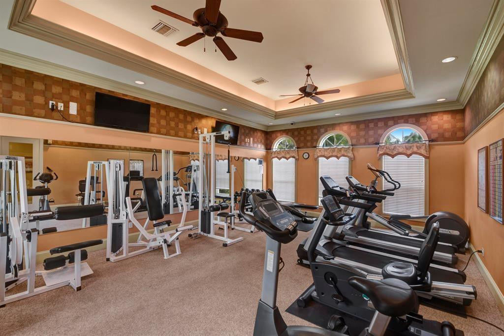 2032 Alta Meadows Lane 1105