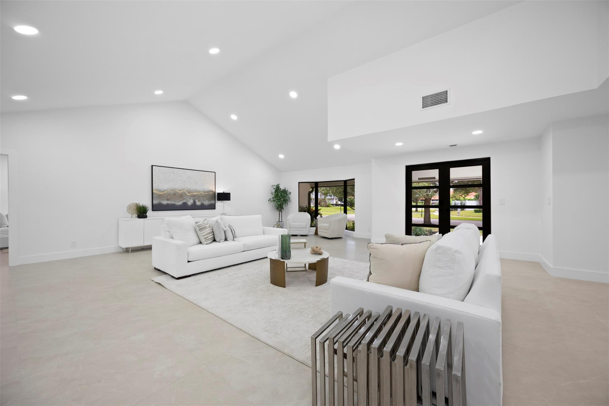 7571 Estrella Circle