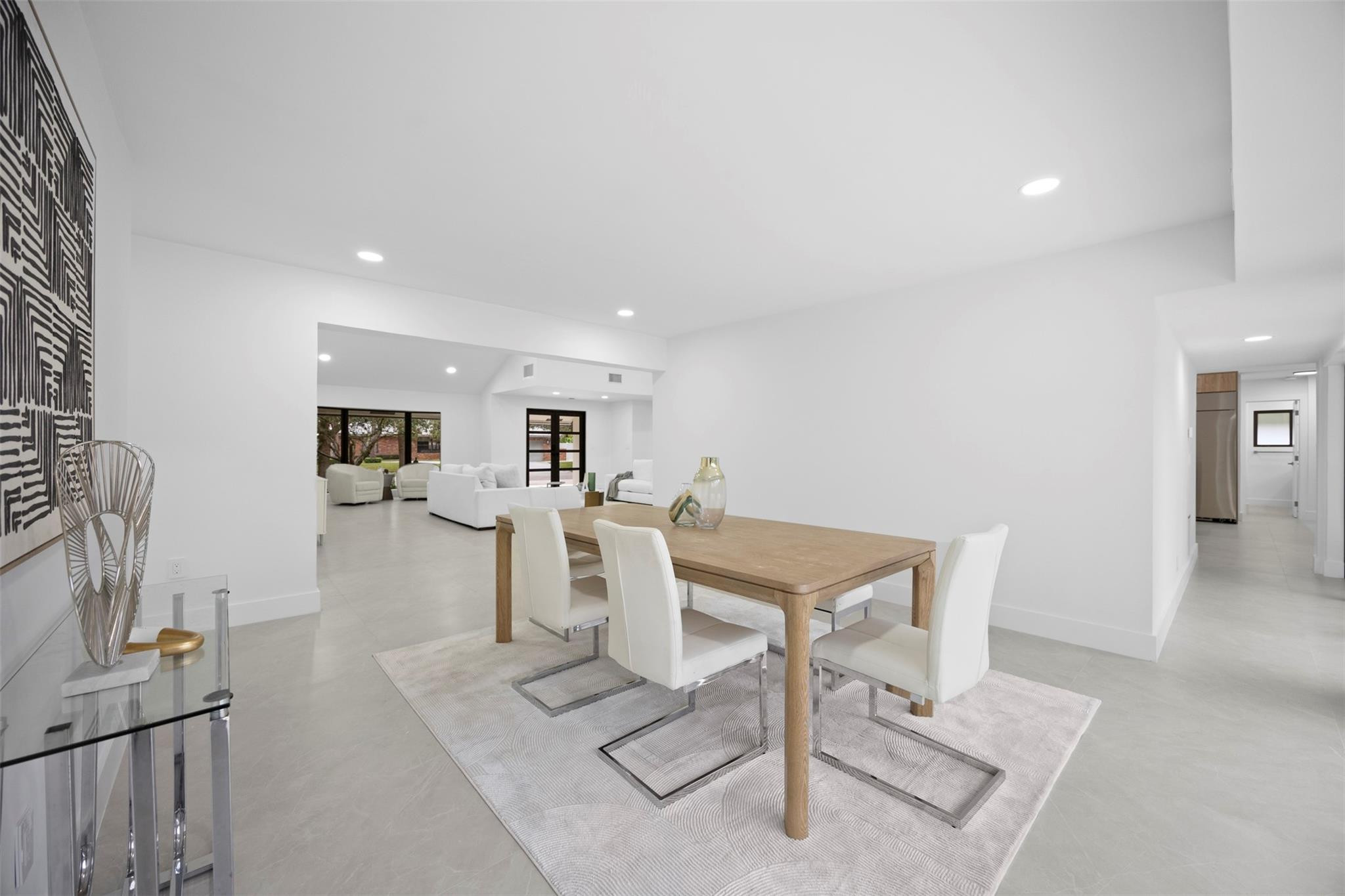 7571 Estrella Circle