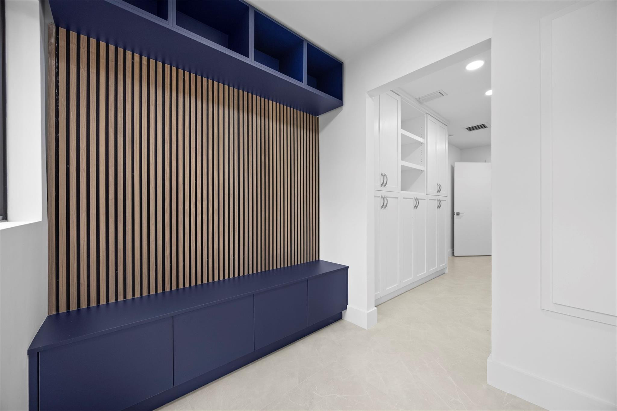 7571 Estrella Circle