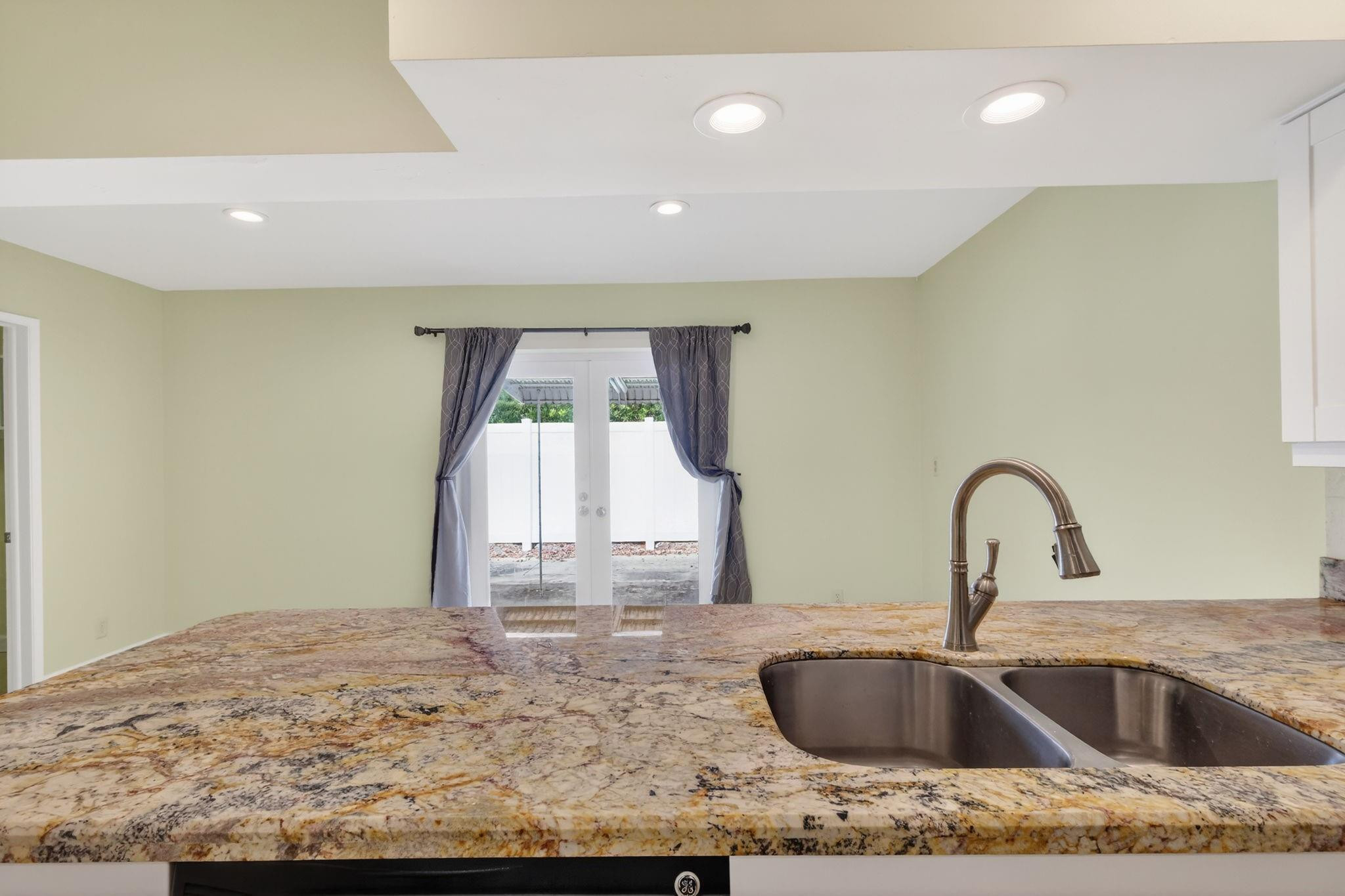 2125 NE 56th Court