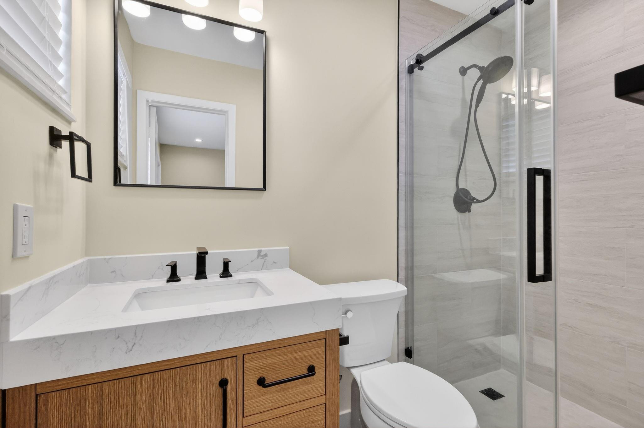 2125 NE 56th Court
