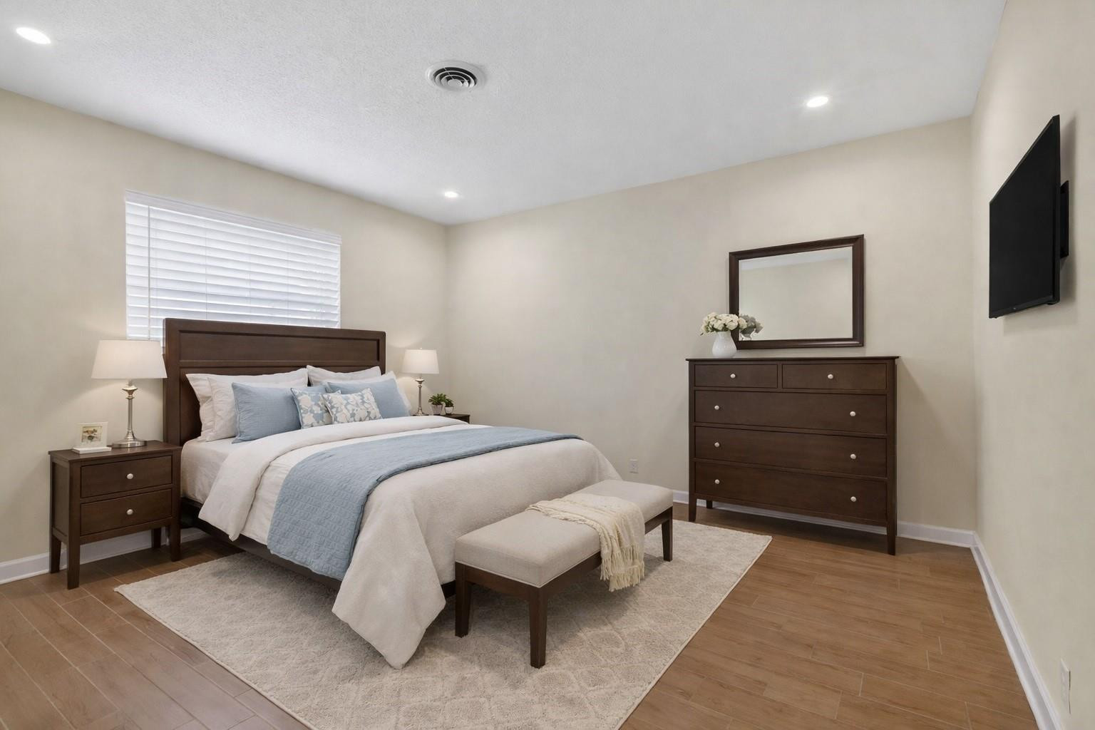 2125 NE 56th Court