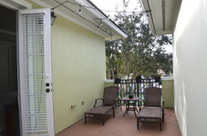 1036 W Heritage Club Circle