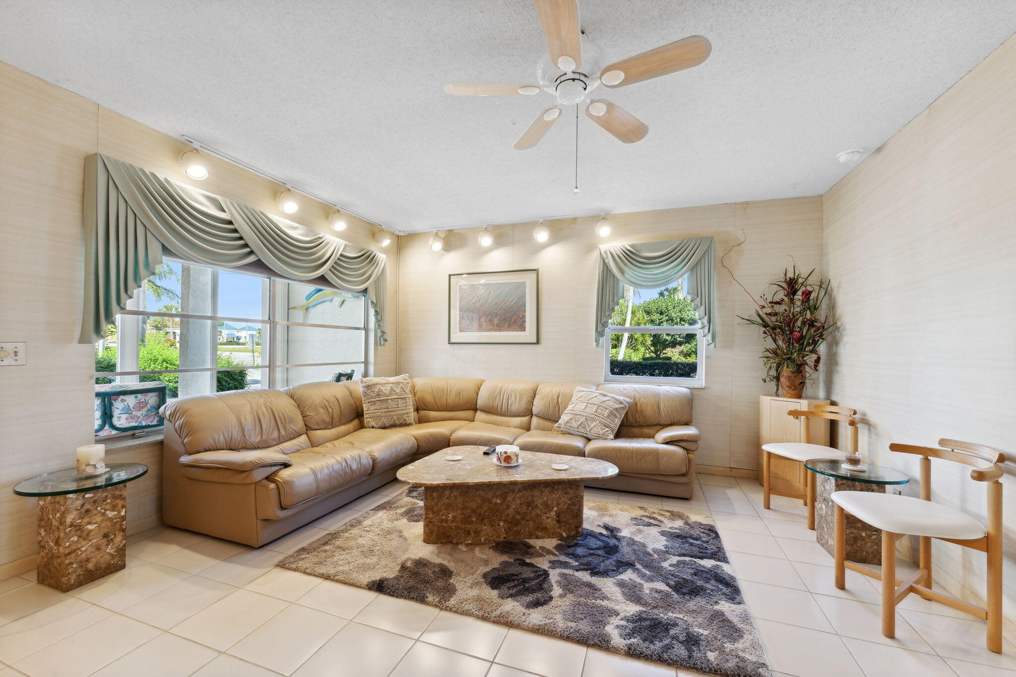 632 Snug Harbor Drive D1