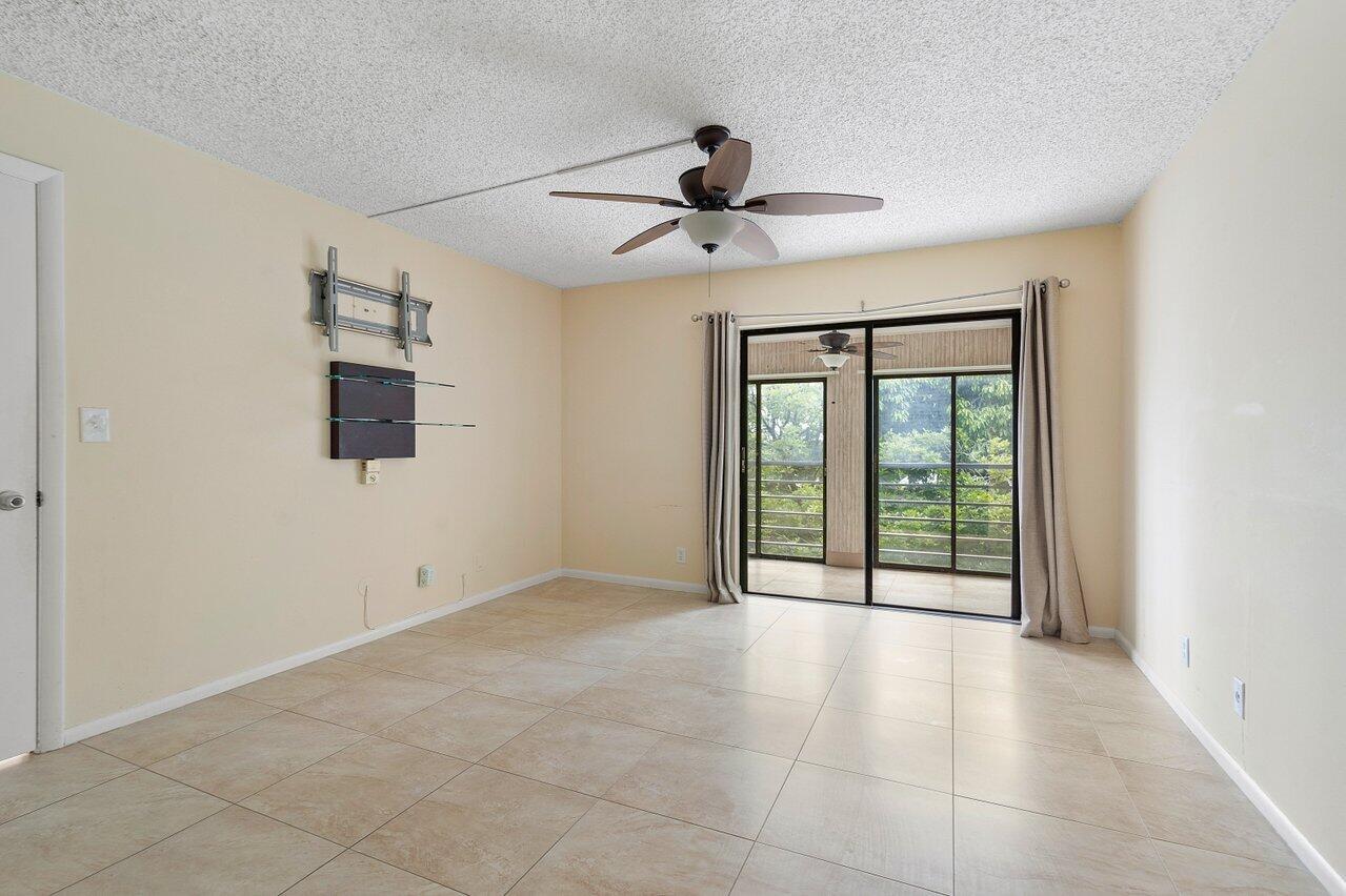 2314 S Cypress Bend Drive 513